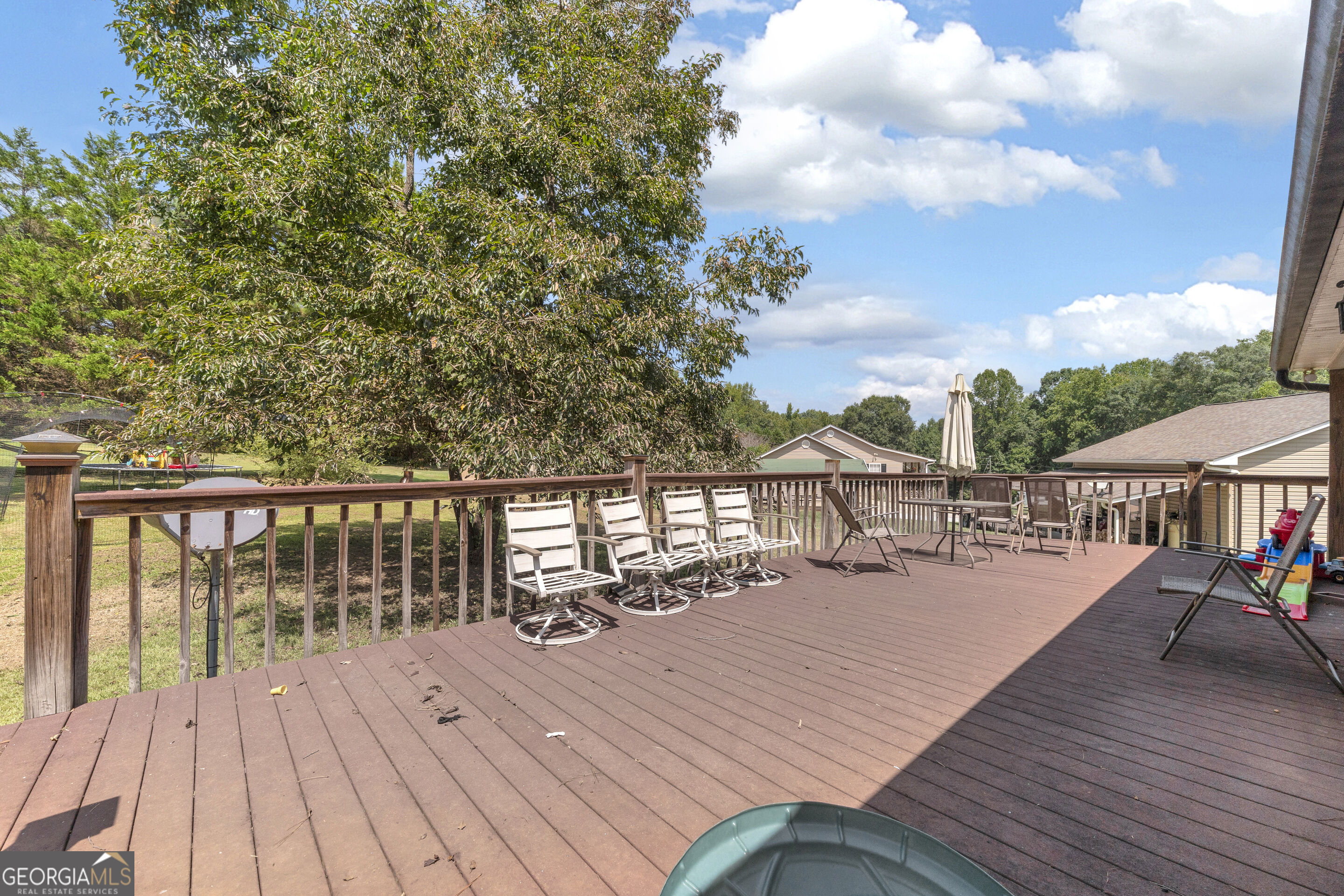 131 Pine Oak Drive Property Photo 40