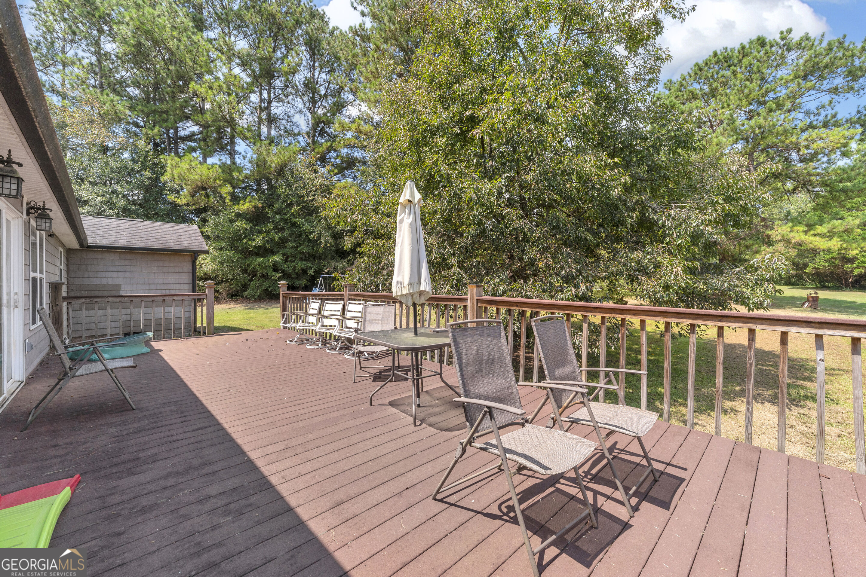 131 Pine Oak Drive Property Photo 41
