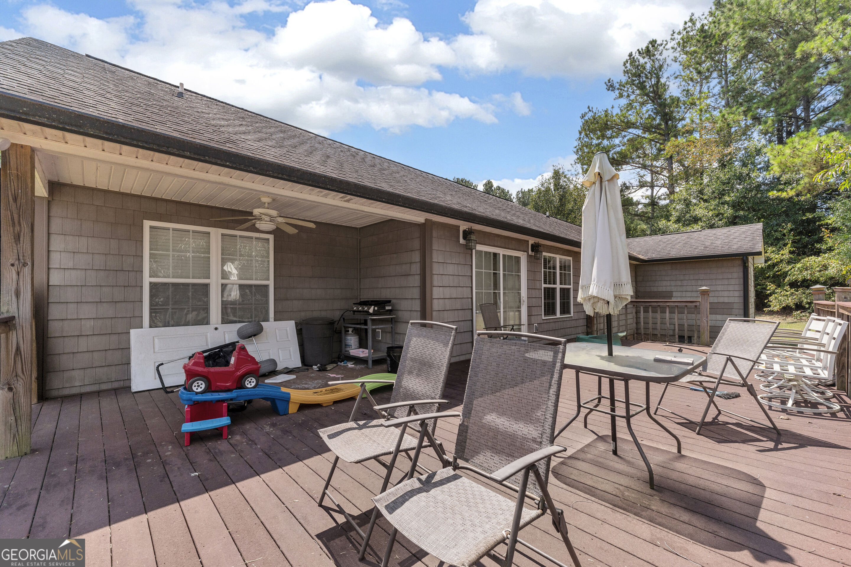 131 Pine Oak Drive Property Photo 42