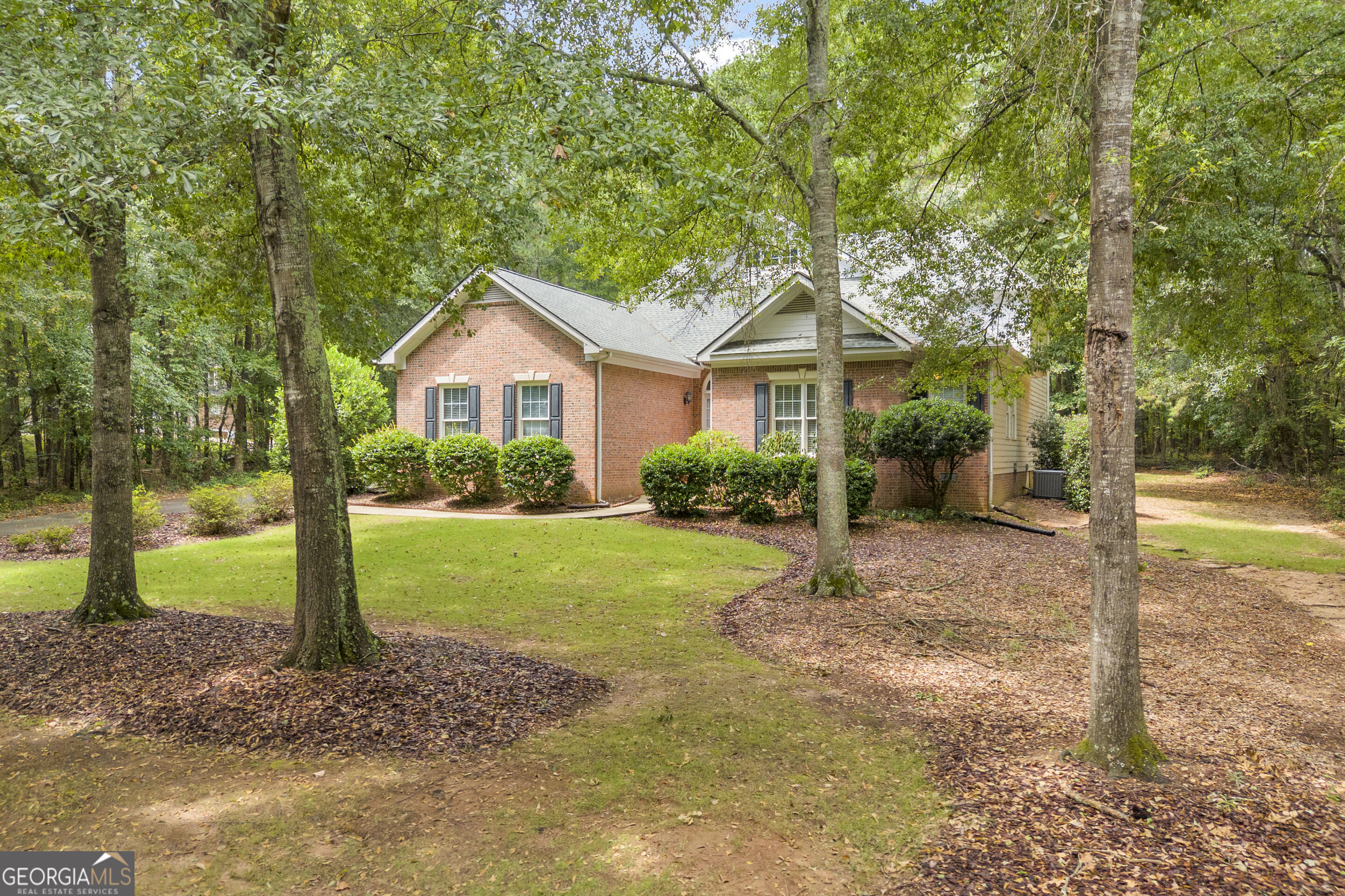 1650 Oconee Crossing Circle Property Photo 2