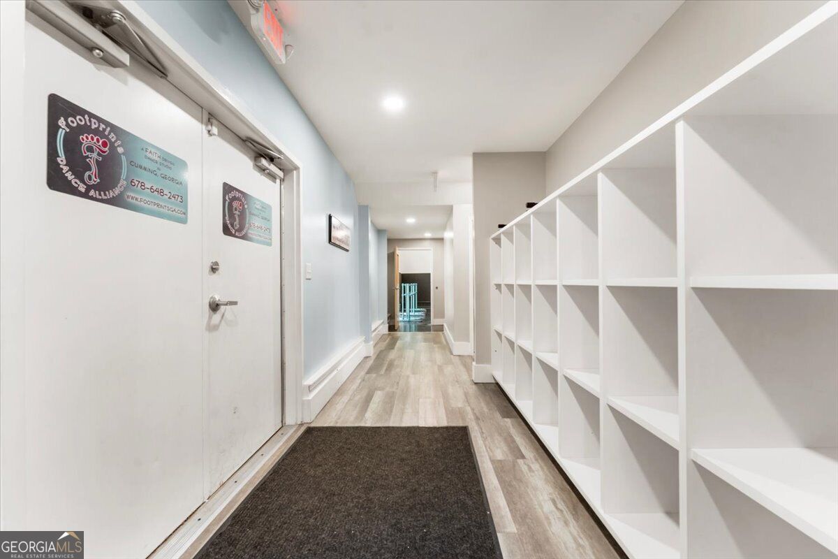 1204 Canton Highway Property Photo 10