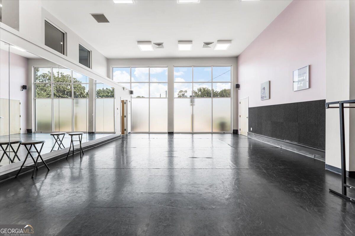 1204 Canton Highway Property Photo 17