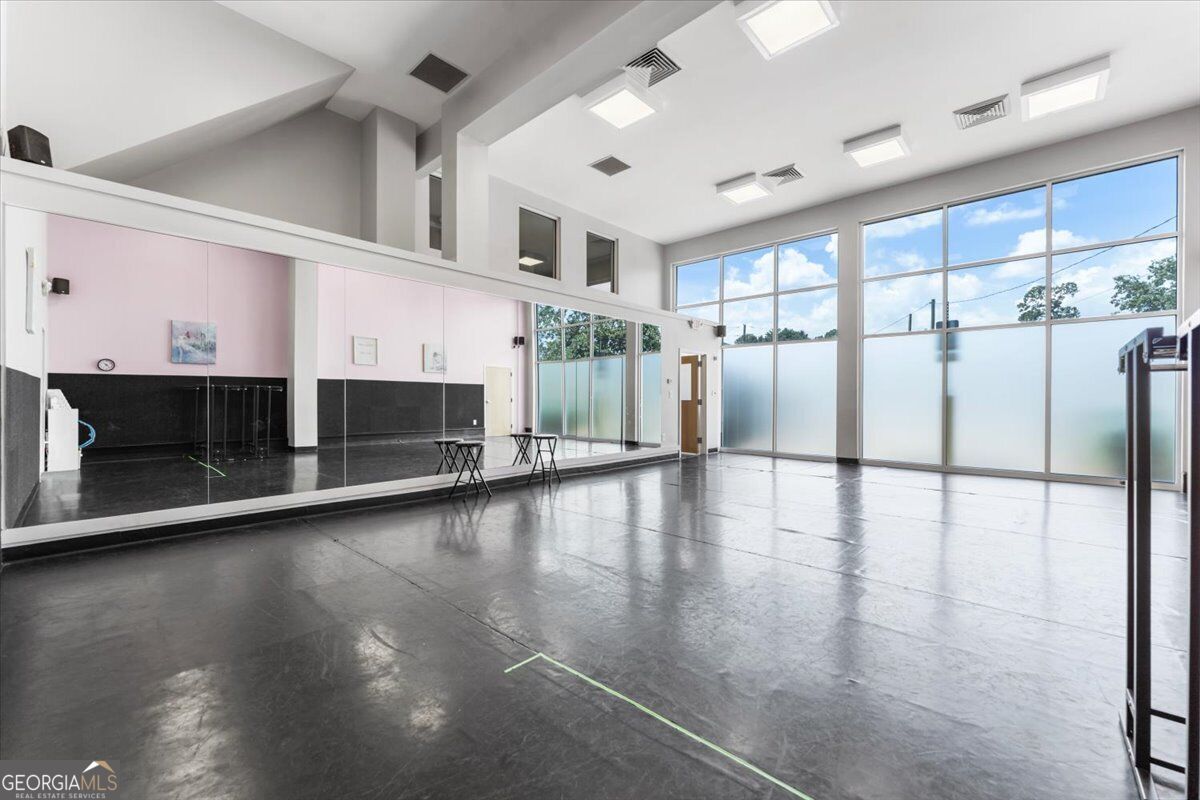 1204 Canton Highway Property Photo 18