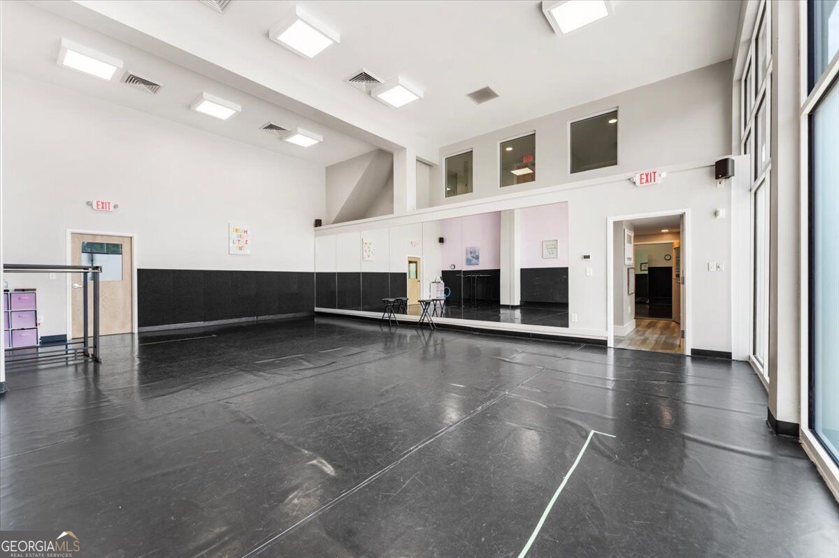 1204 Canton Highway Property Photo 19