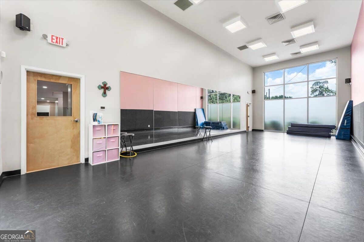 1204 Canton Highway Property Photo 23