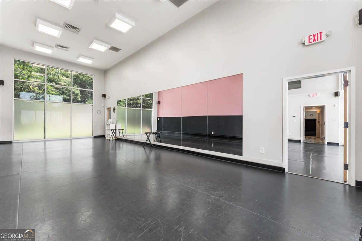 1204 Canton Highway Property Photo 24