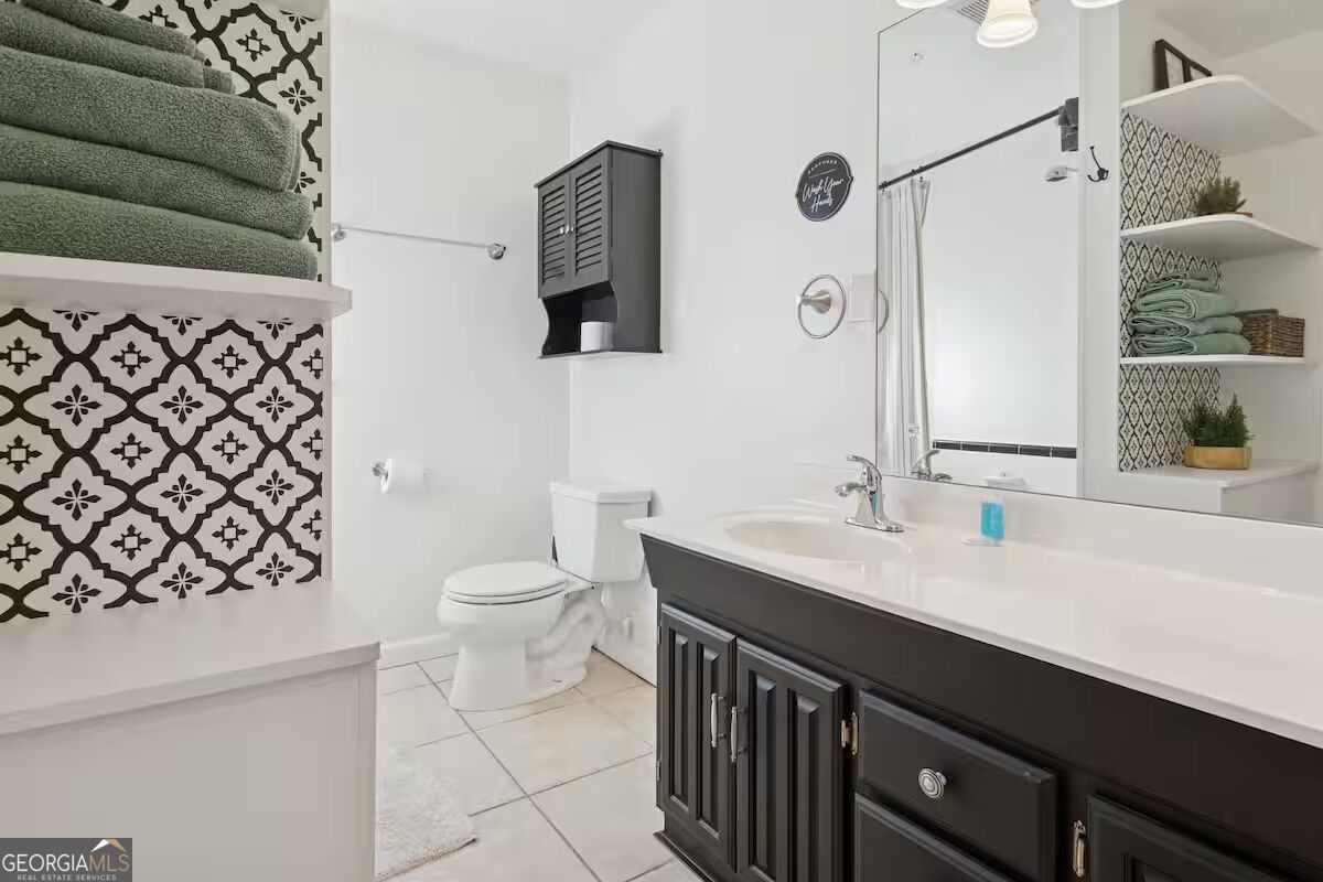 115 Pine Tree Drive # A Property Photo 11