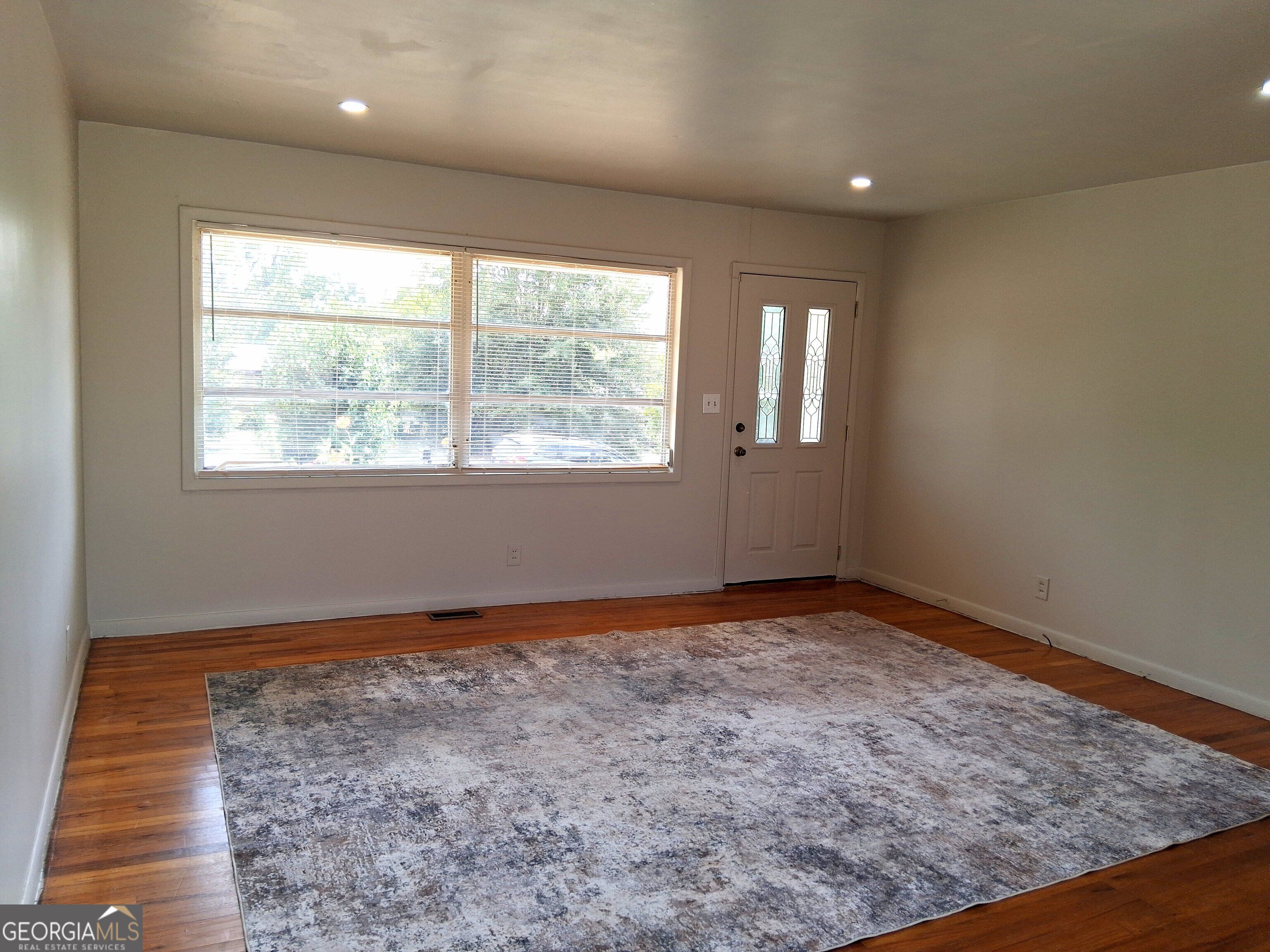 2018 Winston Drive Property Photo 6