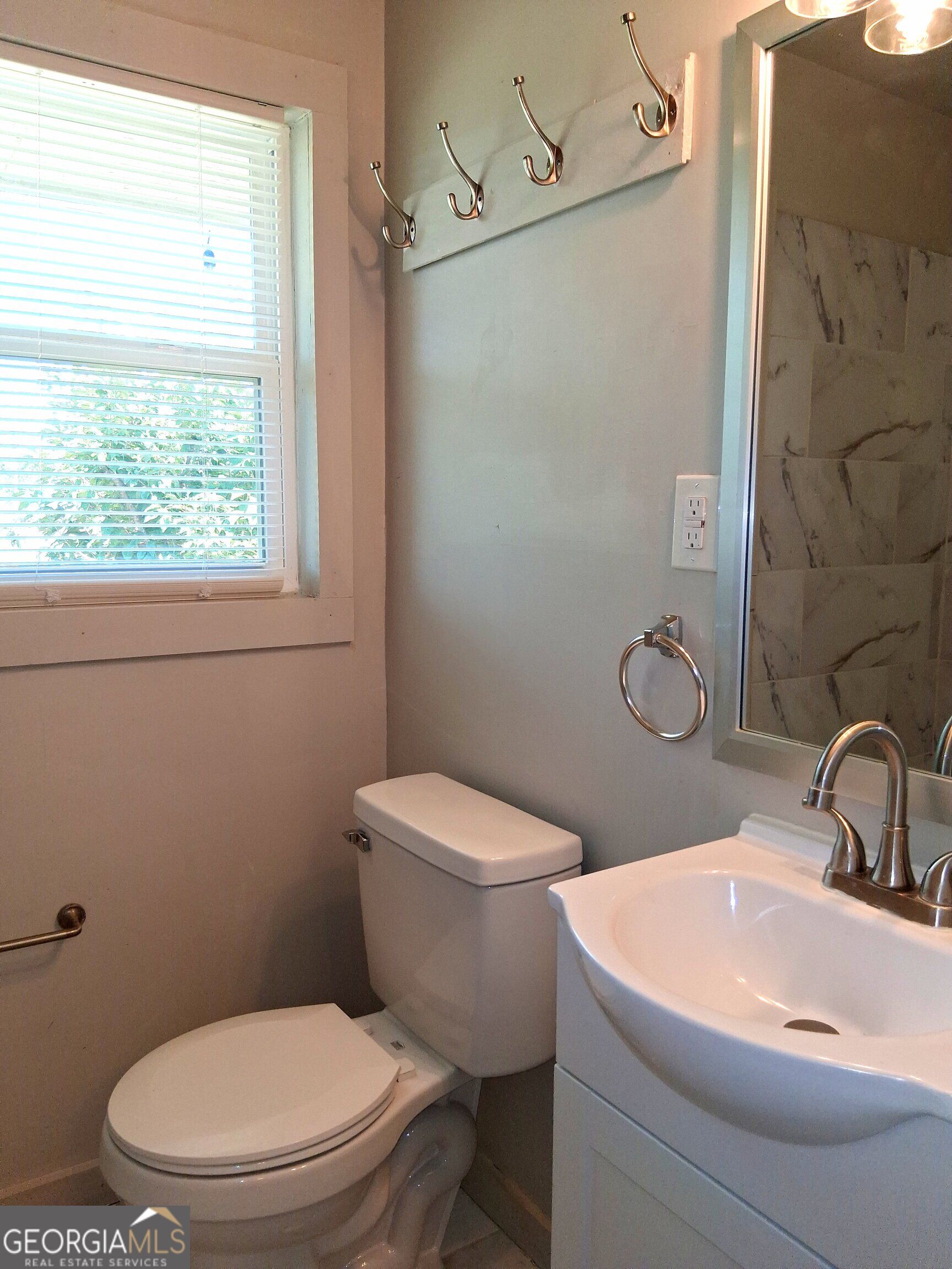 2018 Winston Drive Property Photo 13