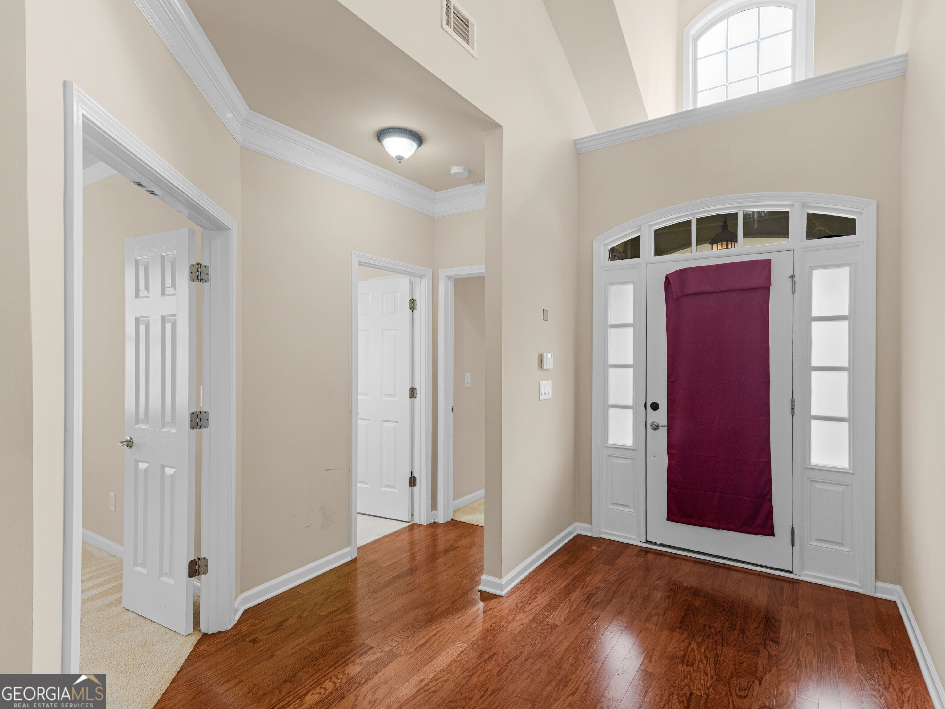 1136 Pebble Creek Lane Property Photo 5