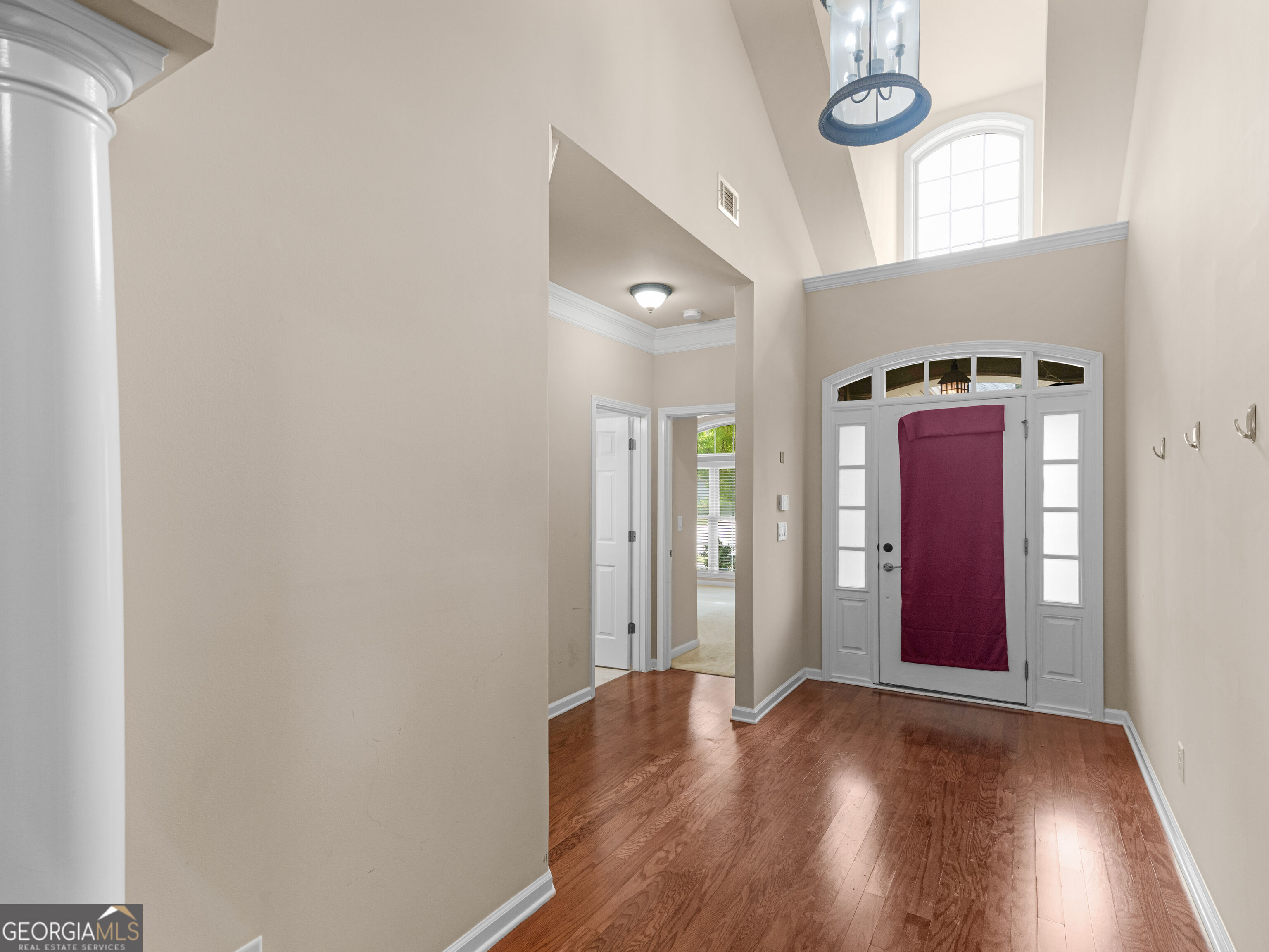 1136 Pebble Creek Lane Property Photo 6