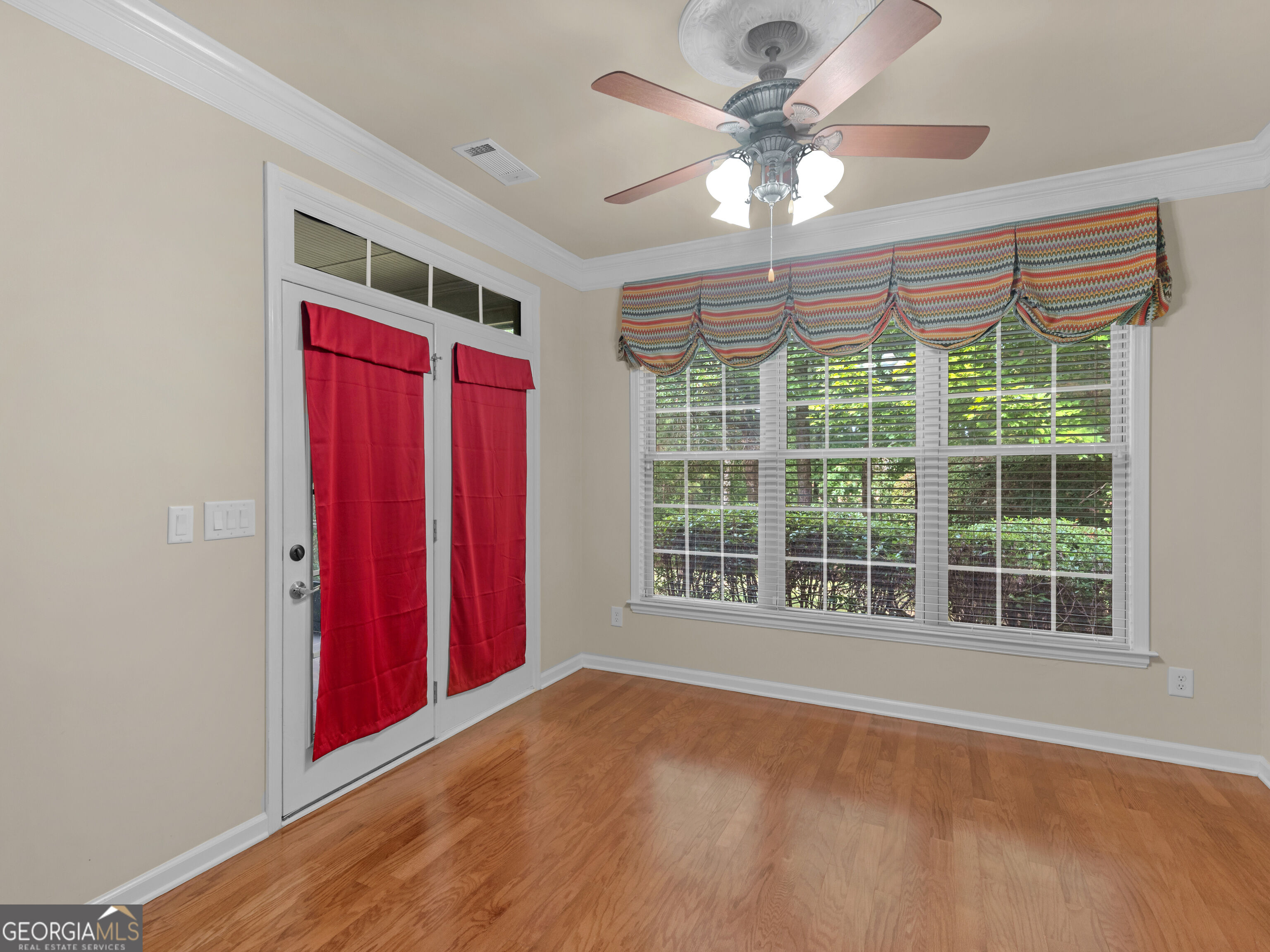 1136 Pebble Creek Lane Property Photo 26