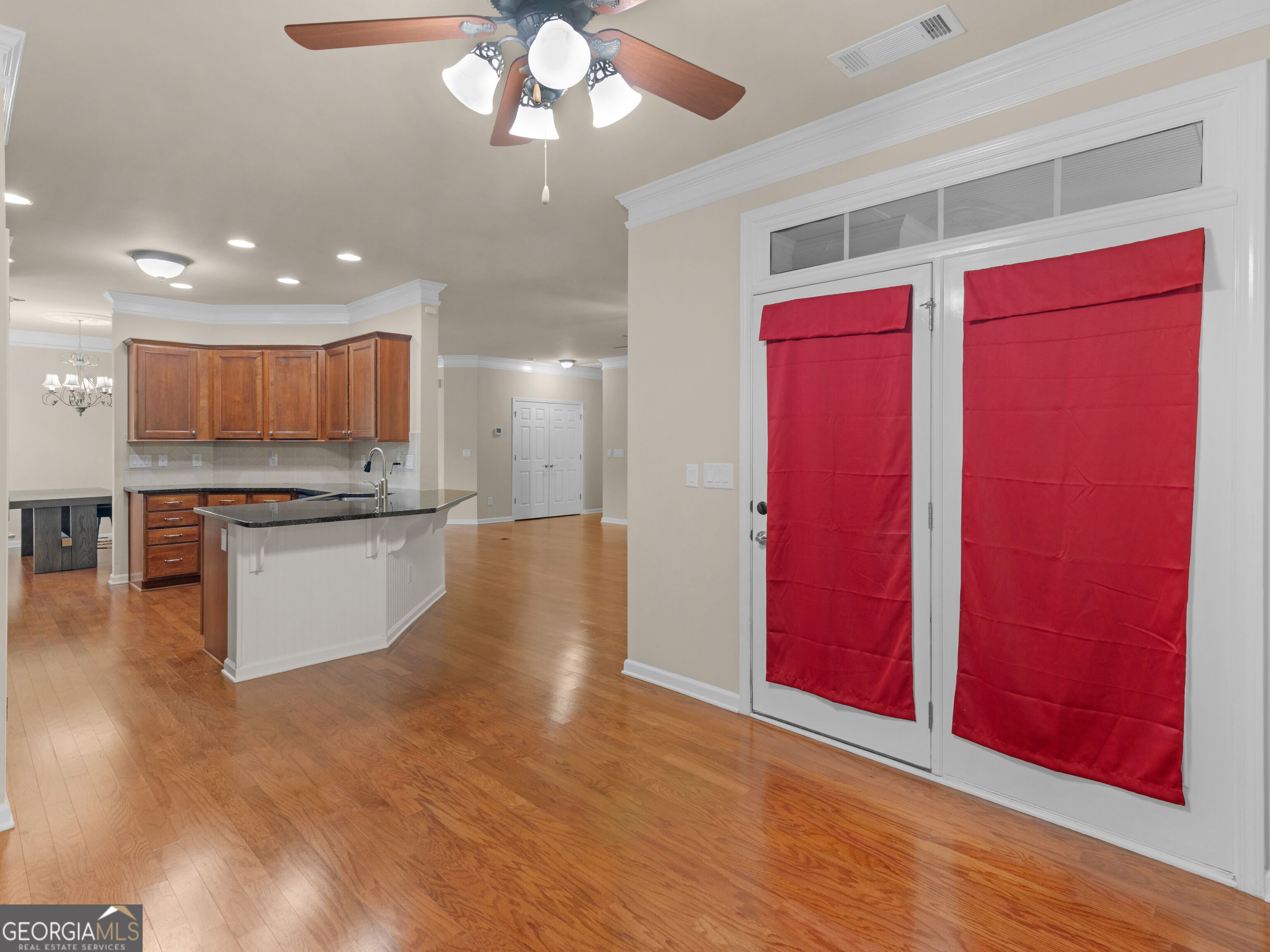 1136 Pebble Creek Lane Property Photo 27