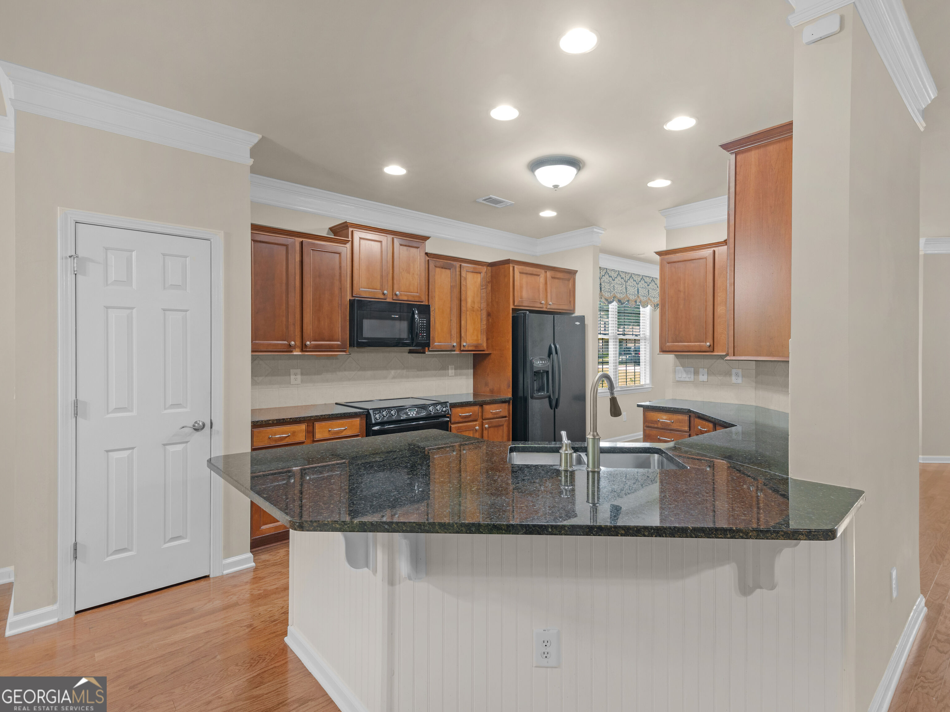 1136 Pebble Creek Lane Property Photo 29