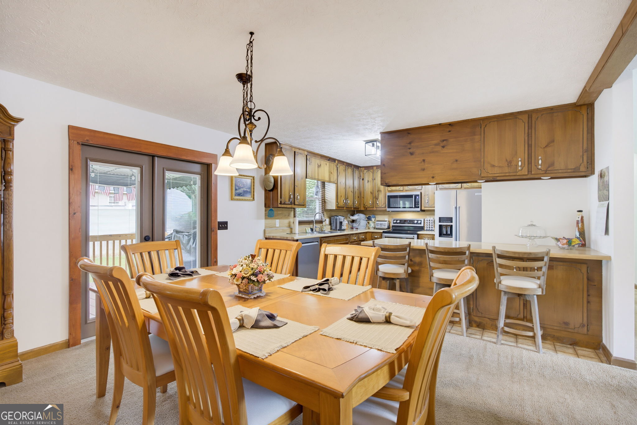 1090 Hickory Road Property Photo 10