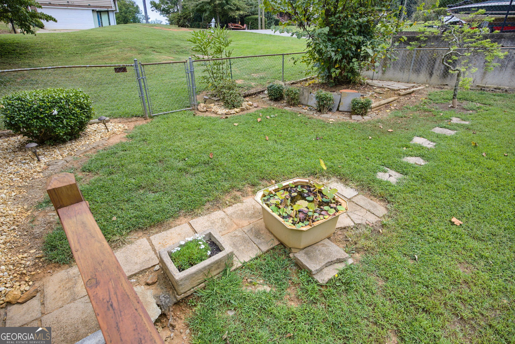 1090 Hickory Road Property Photo 30