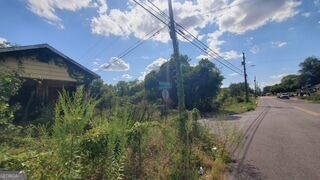 588 Rutherford Avenue Property Photo 2