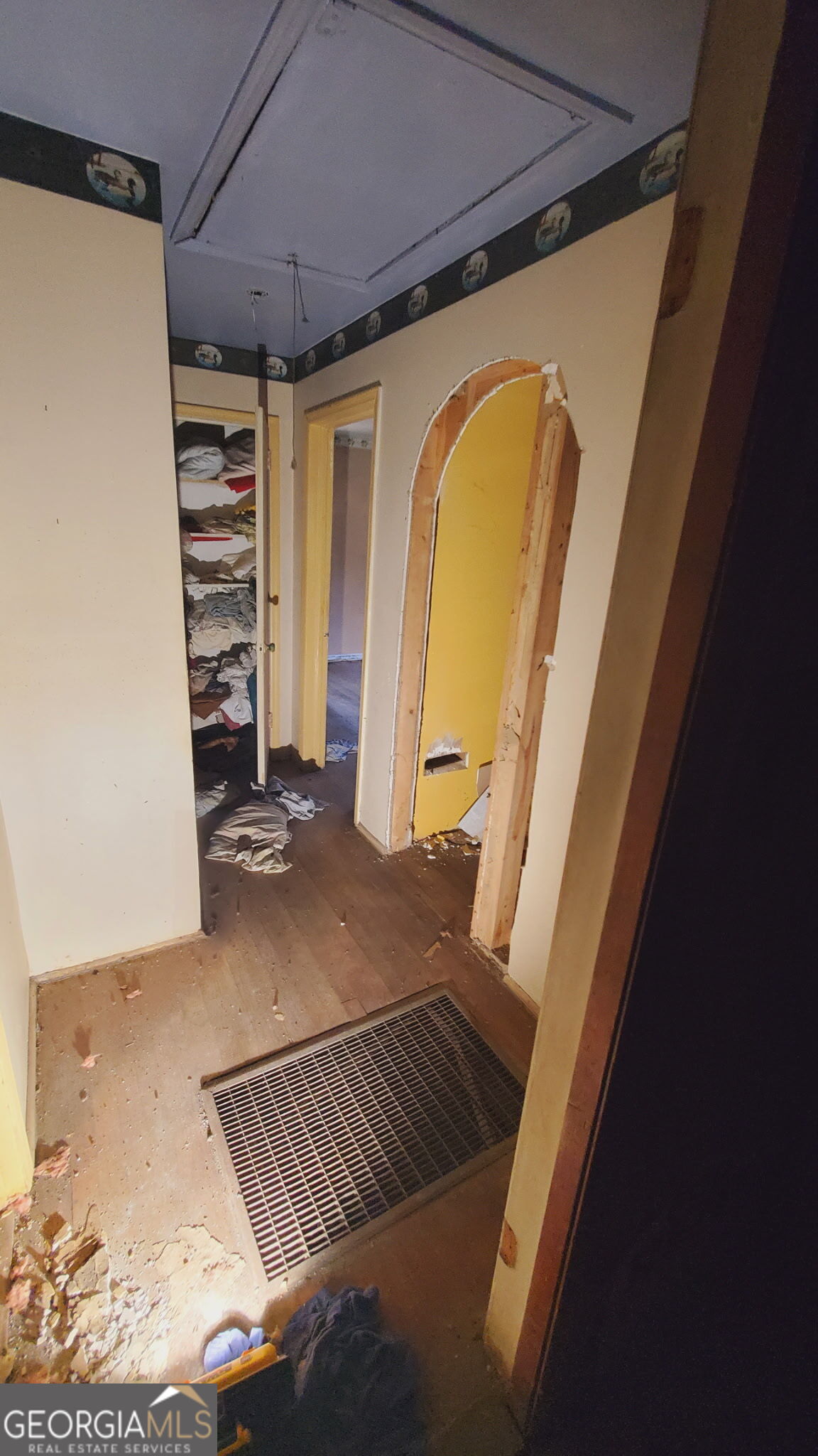 1301 Lakeview Drive Property Photo 10