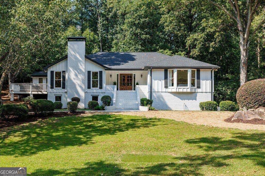 820 Oakhaven Drive Property Photo 2