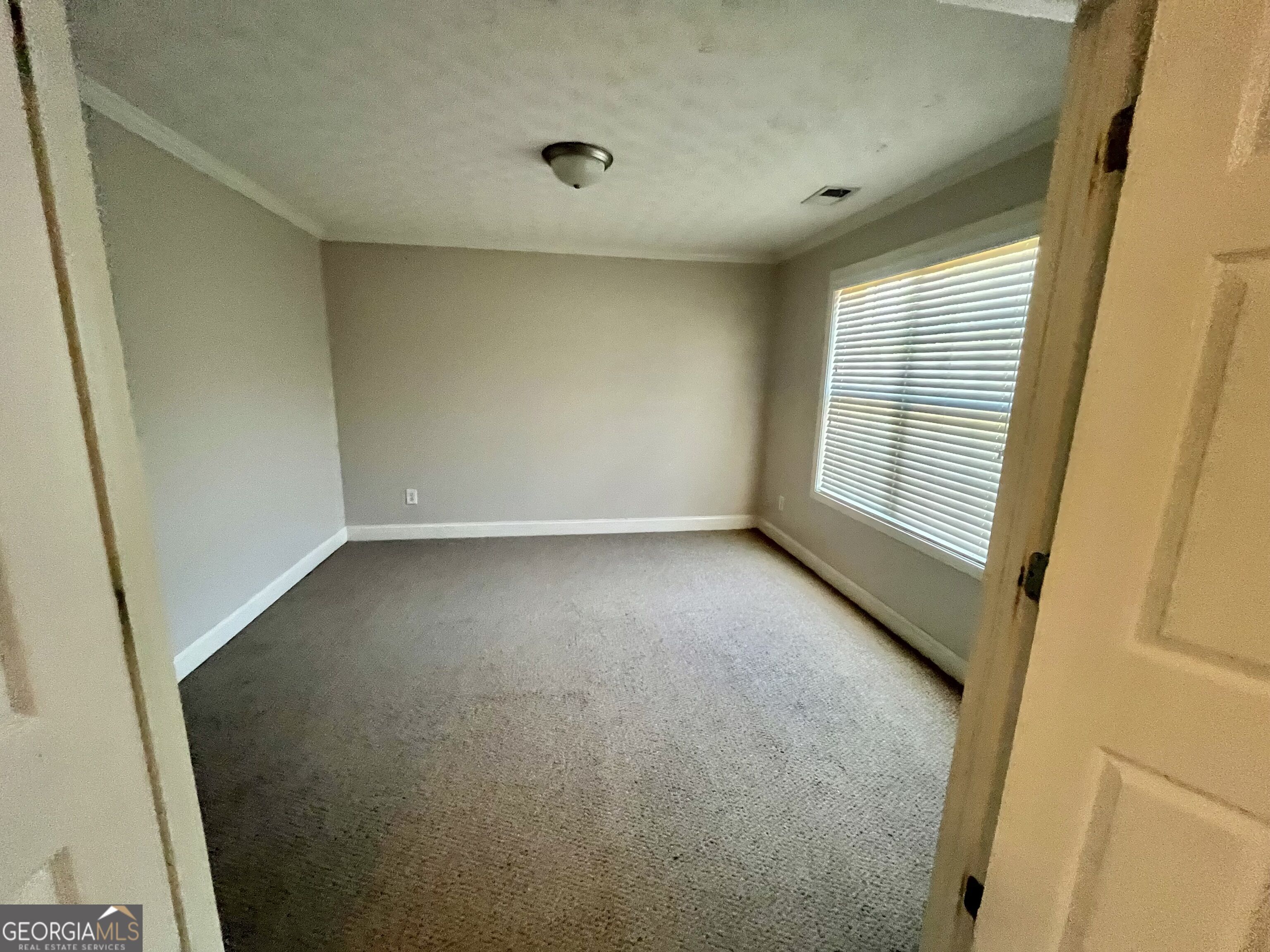 1154 Folkstone Drive Property Photo 25