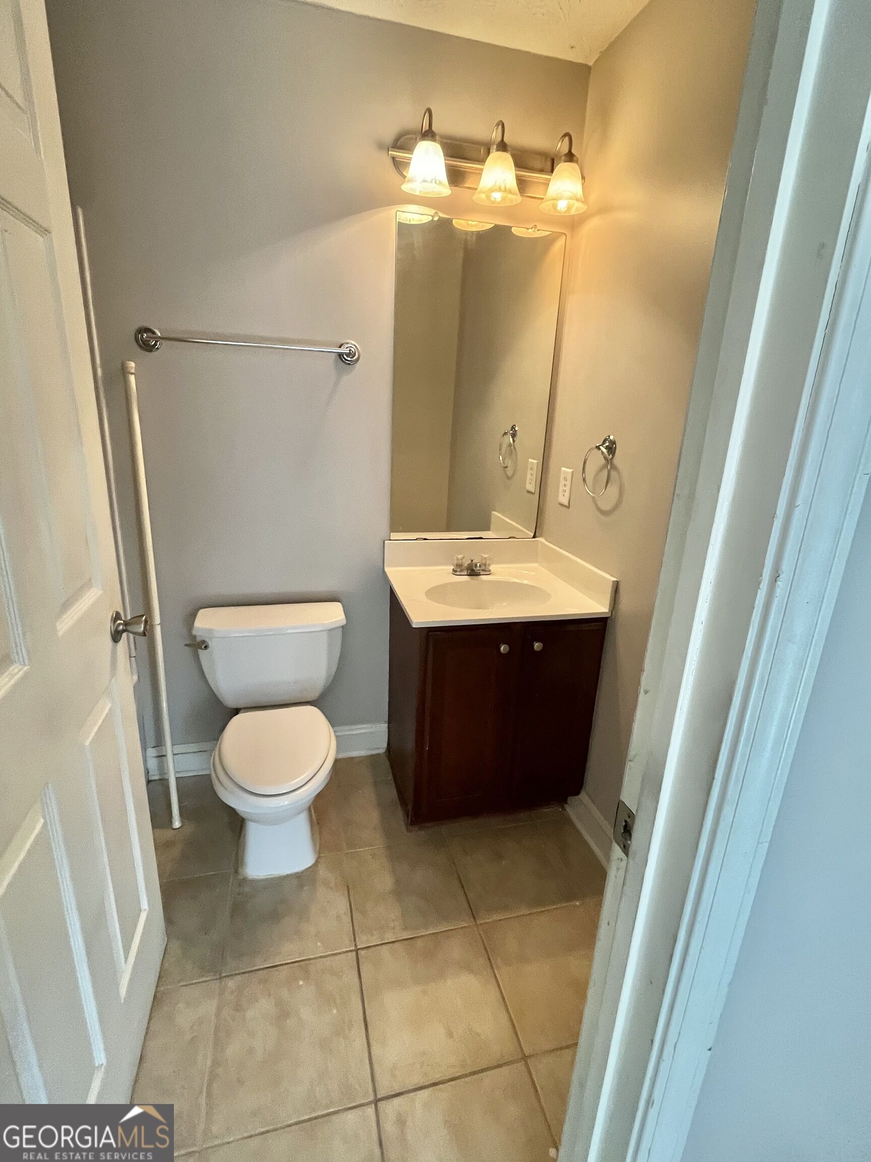 1154 Folkstone Drive Property Photo 33