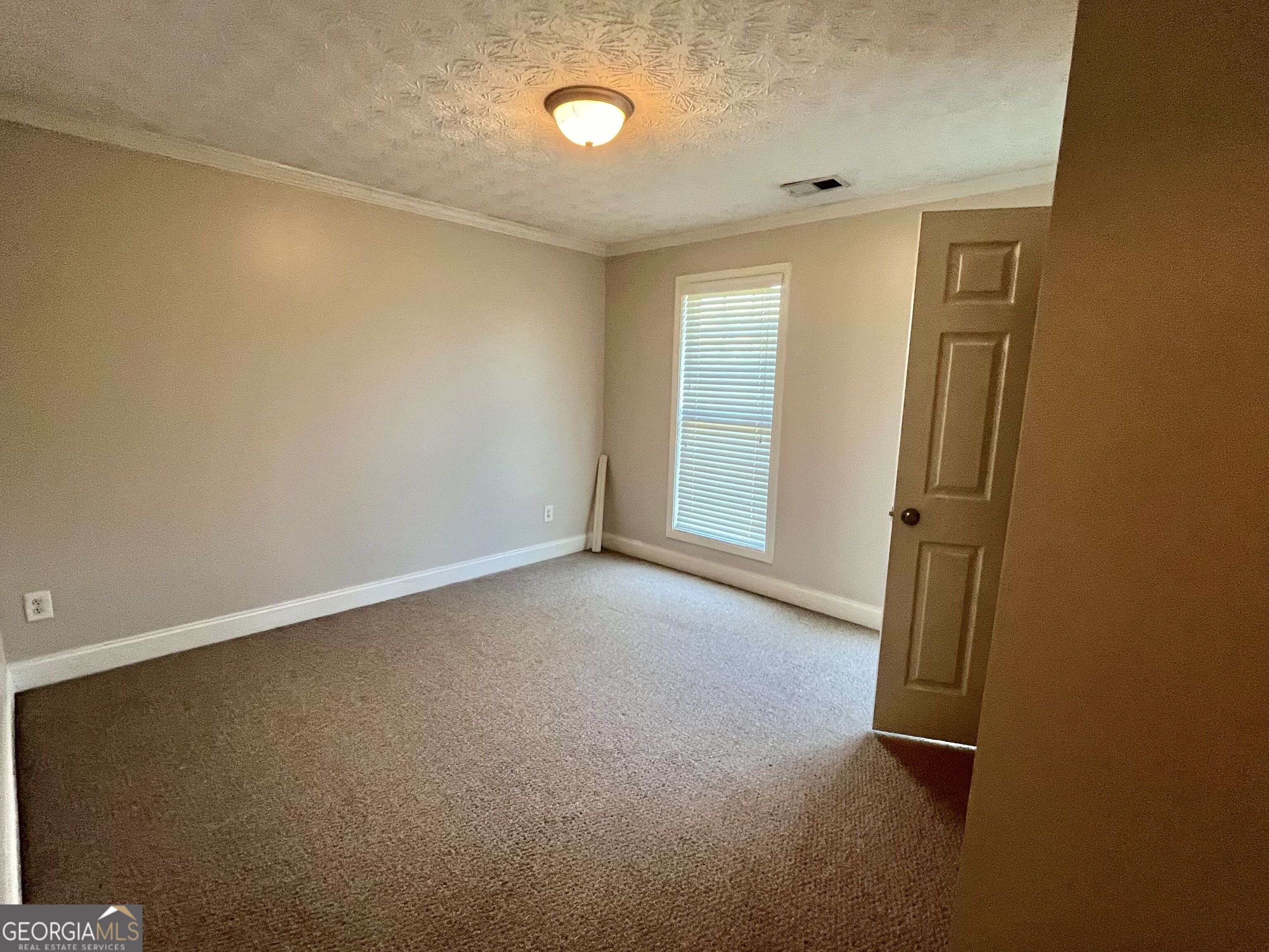 1154 Folkstone Drive Property Photo 34