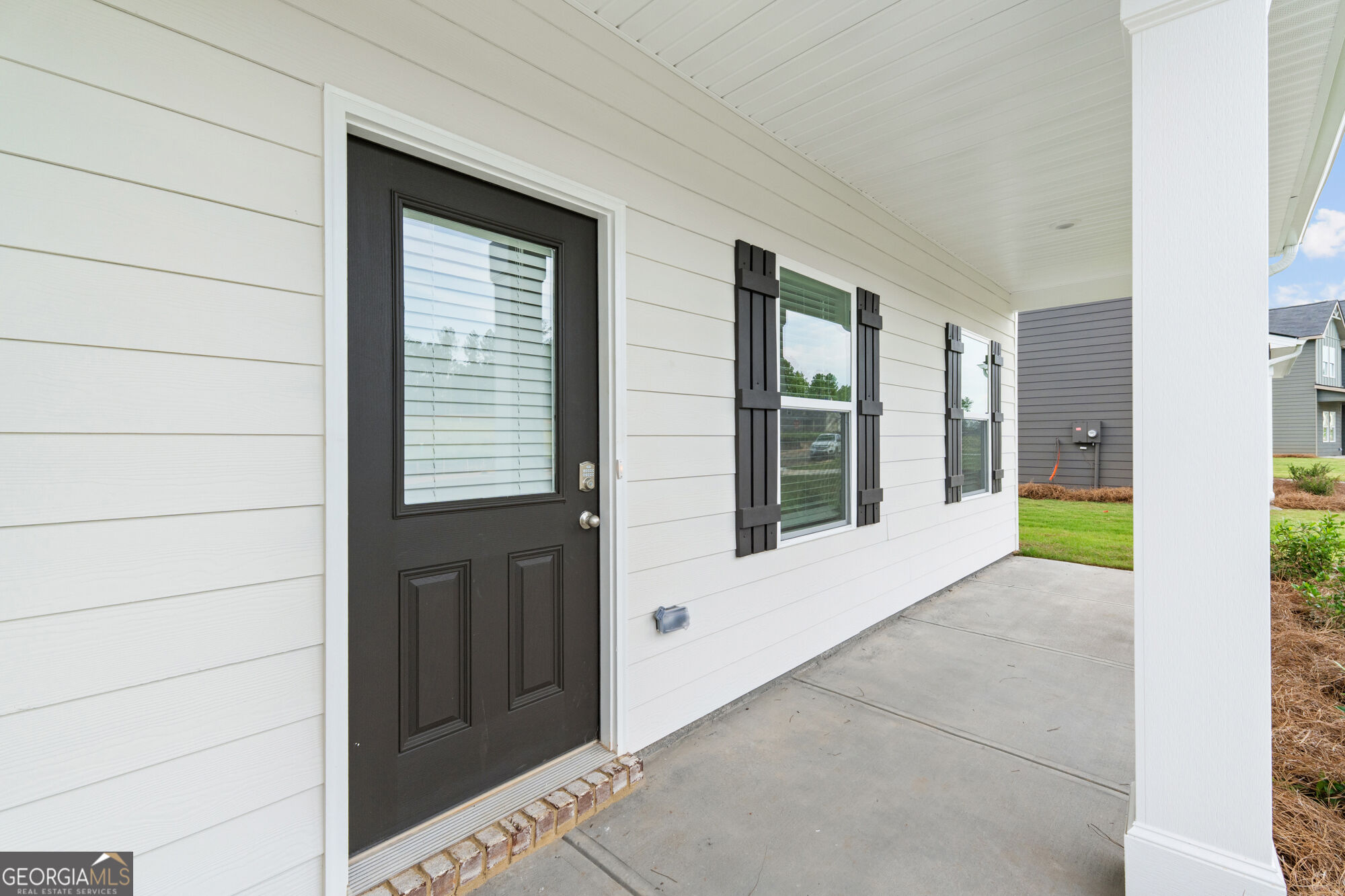 1100 Dickens Road Property Photo 2