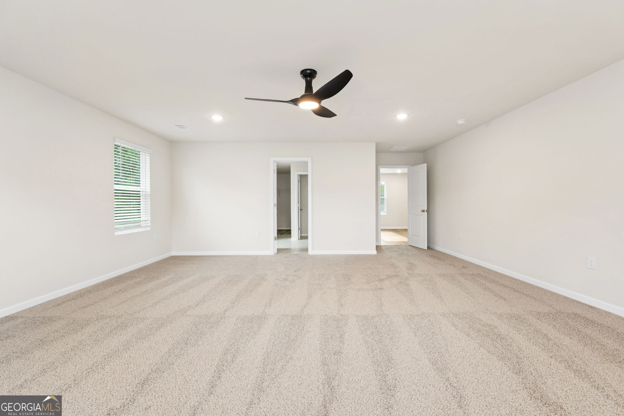 1100 Dickens Road Property Photo 16