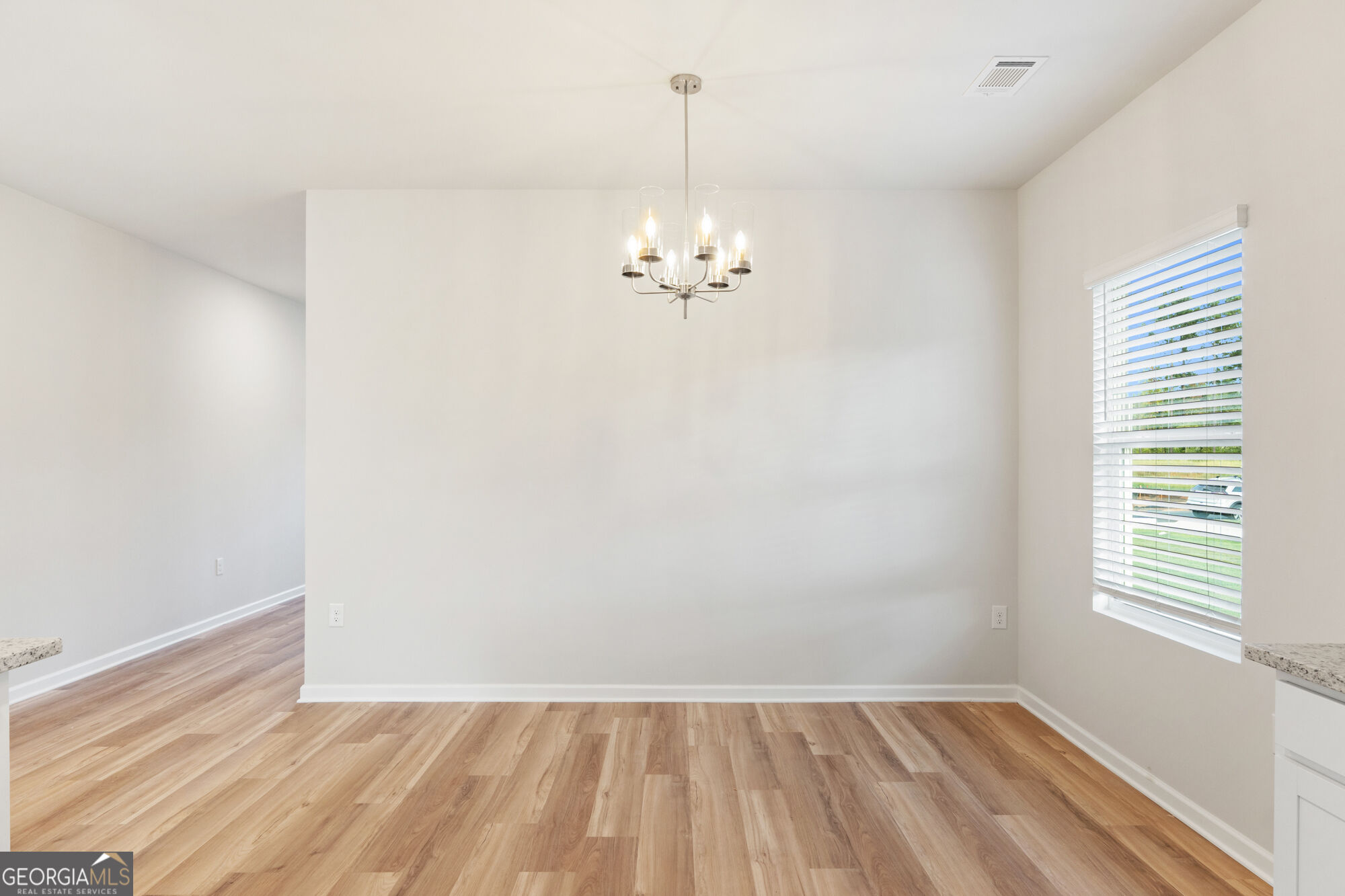 1128 Dickens Road Property Photo 5