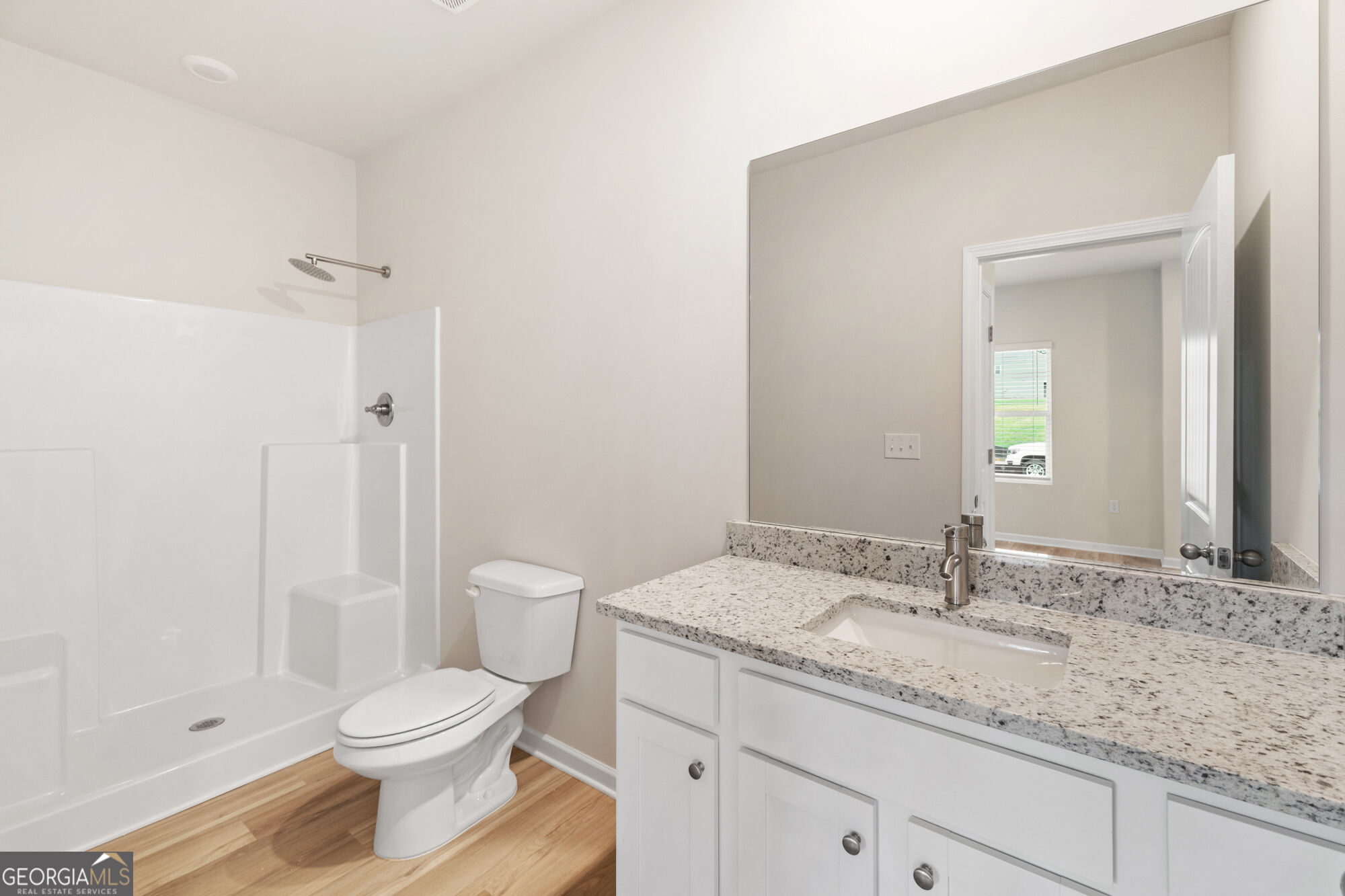 1128 Dickens Road Property Photo 12