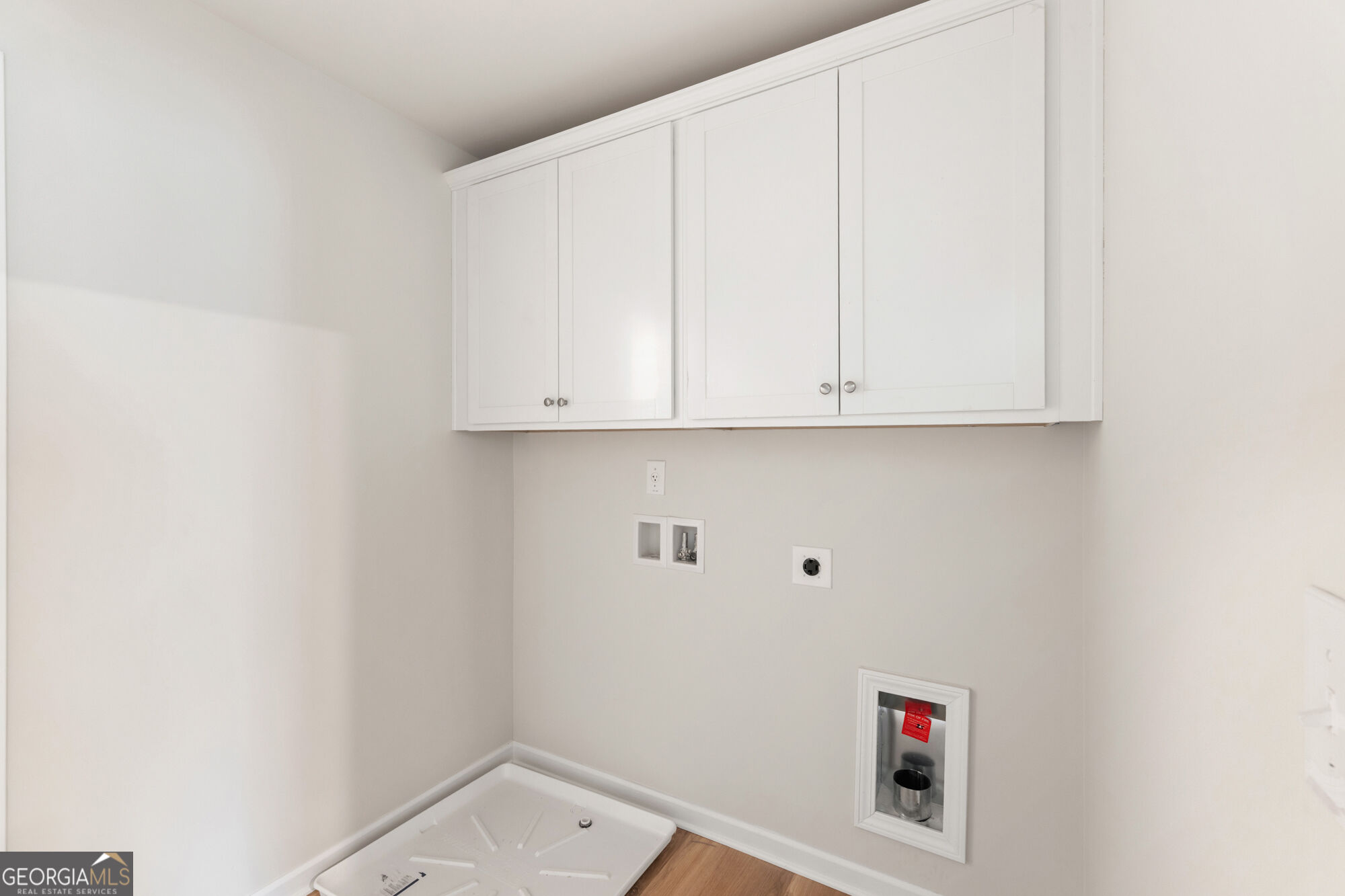 1128 Dickens Road Property Photo 22