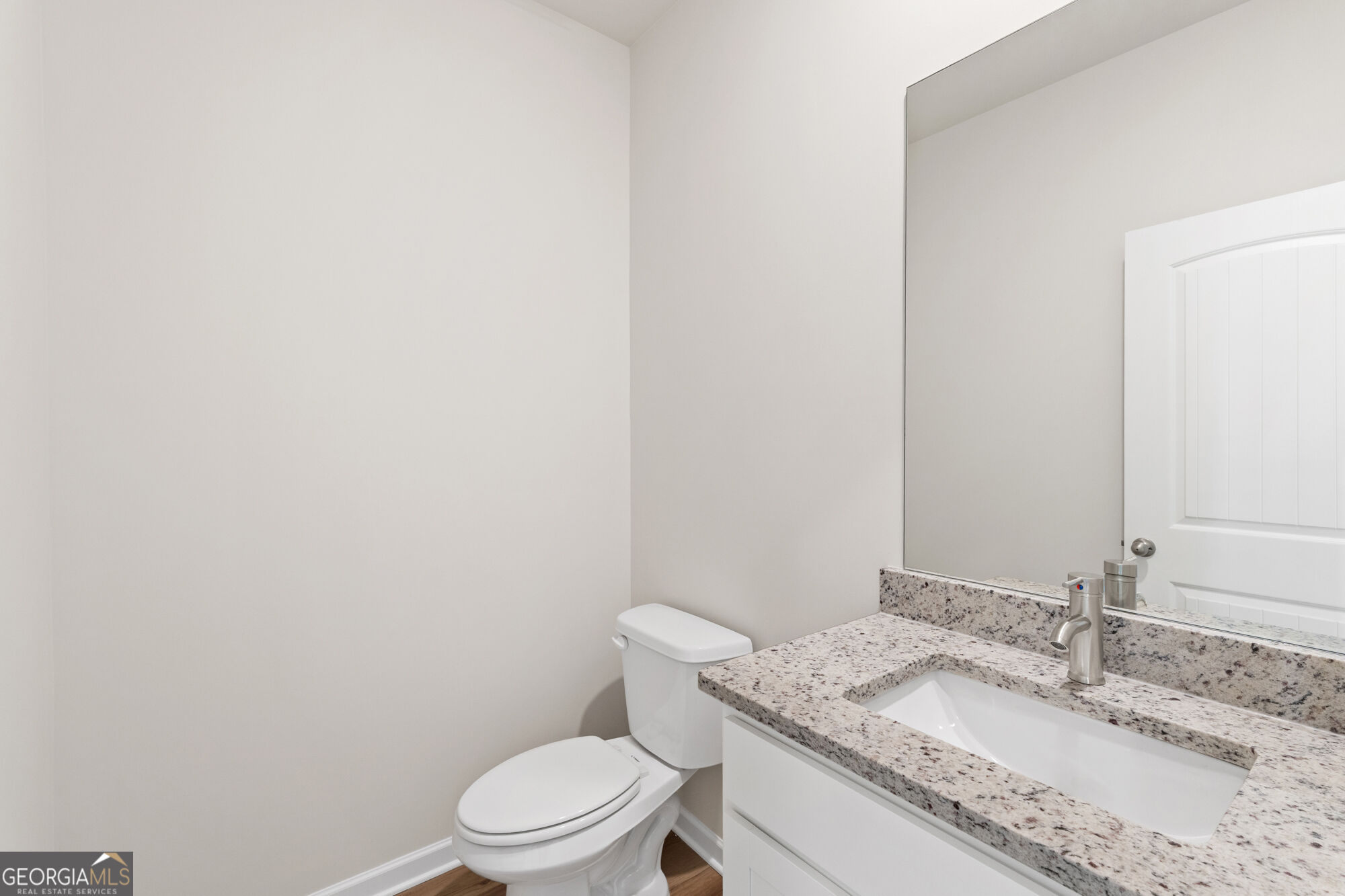 1184 Dickens Road Property Photo 17