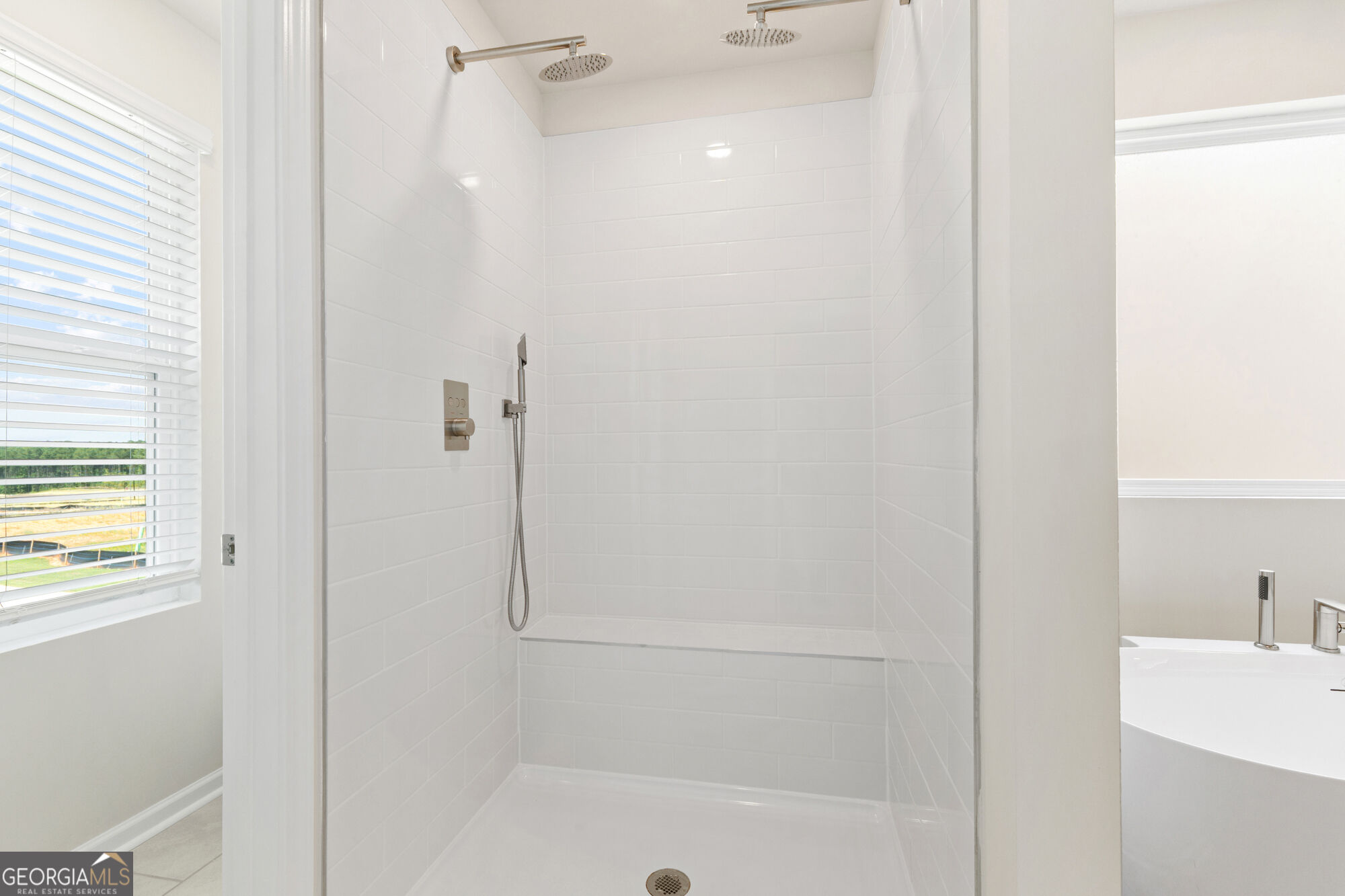 1189 Dickens Road Property Photo 15