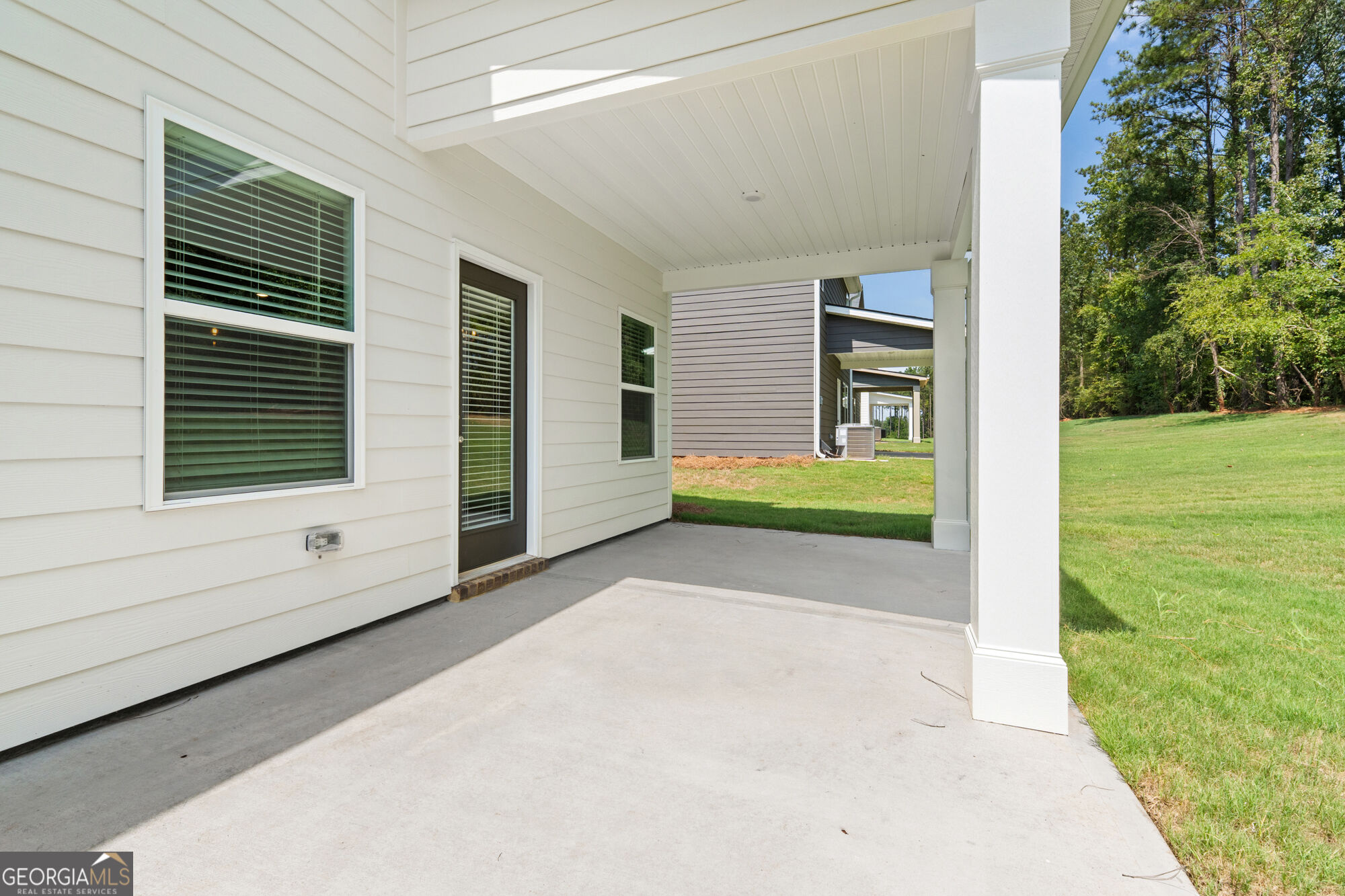 1189 Dickens Road Property Photo 25