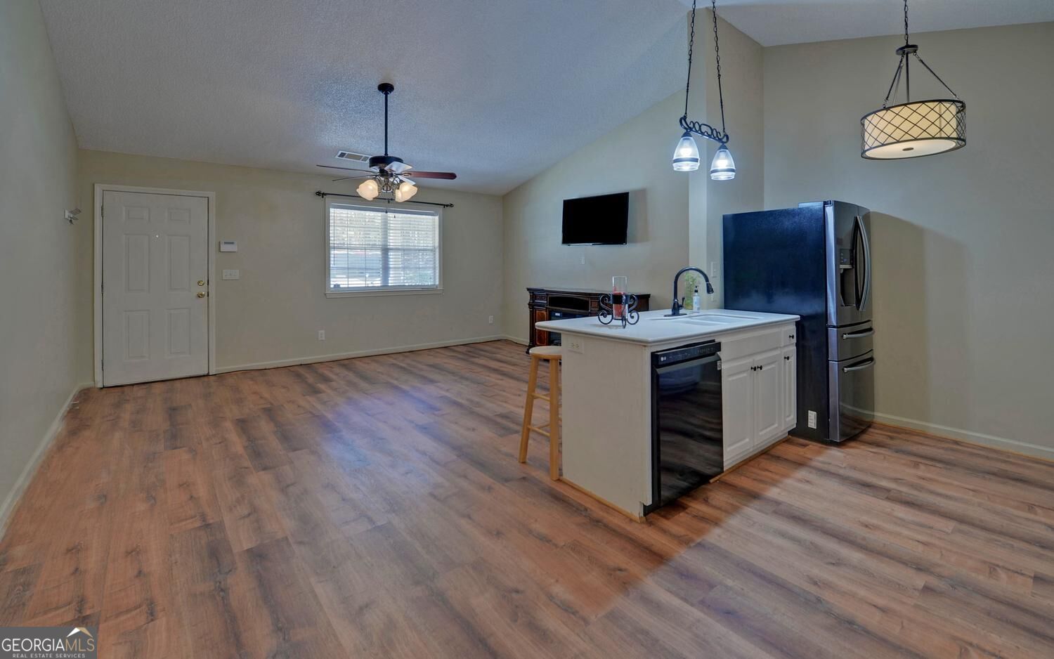 2947 Florence Drive Property Photo 6