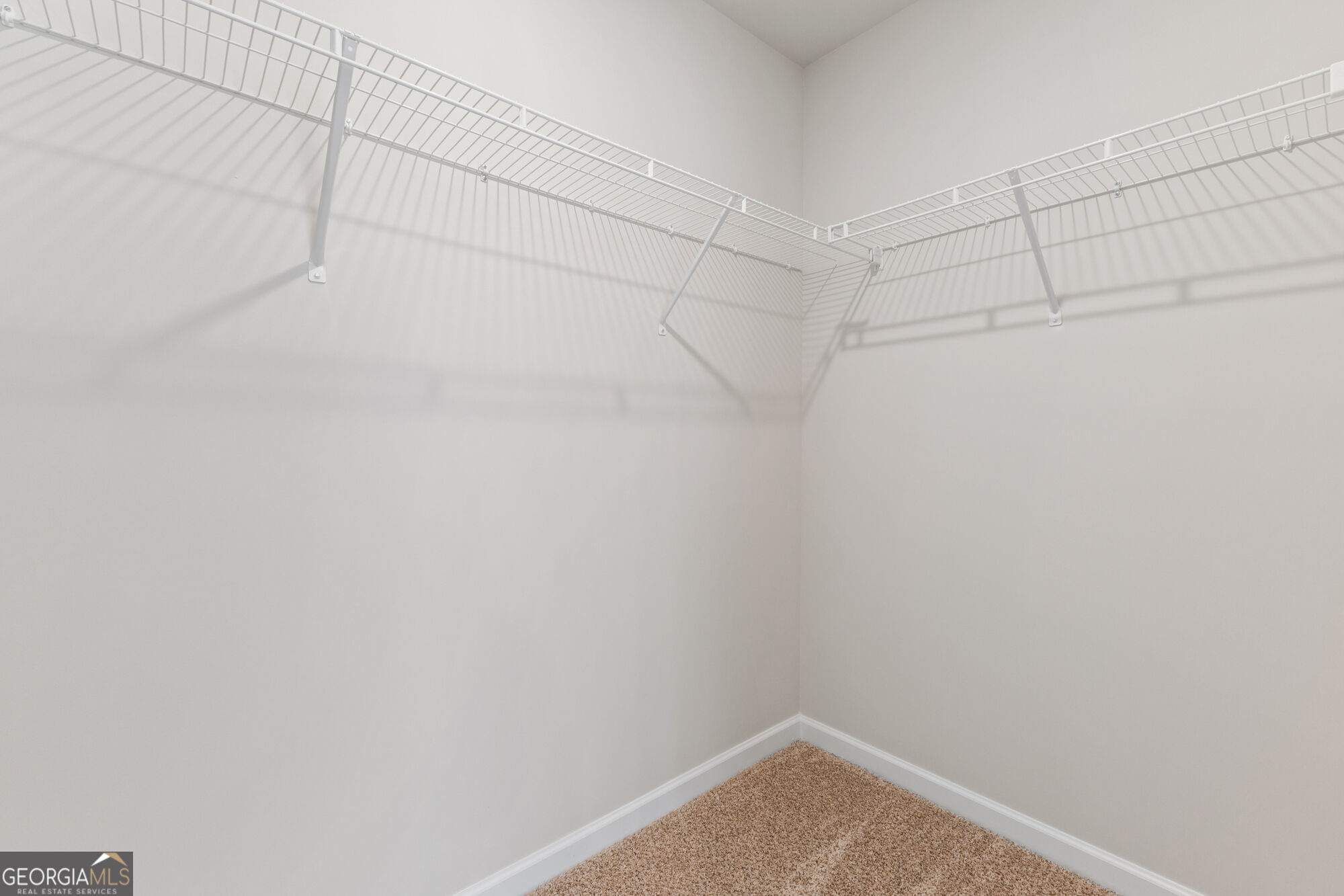 1199 Dickens Road Property Photo 11