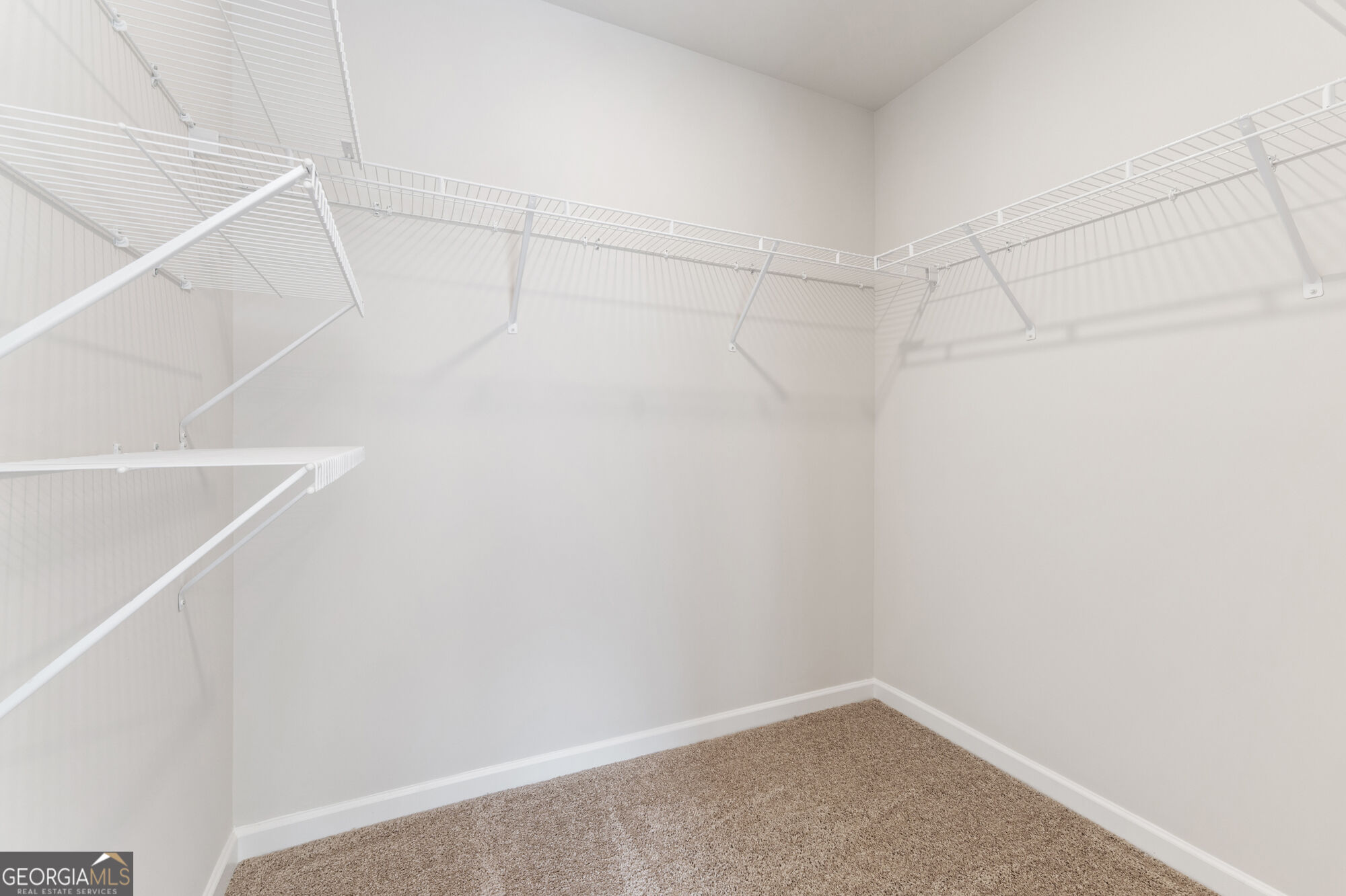 1219 Dickens Road Property Photo 4