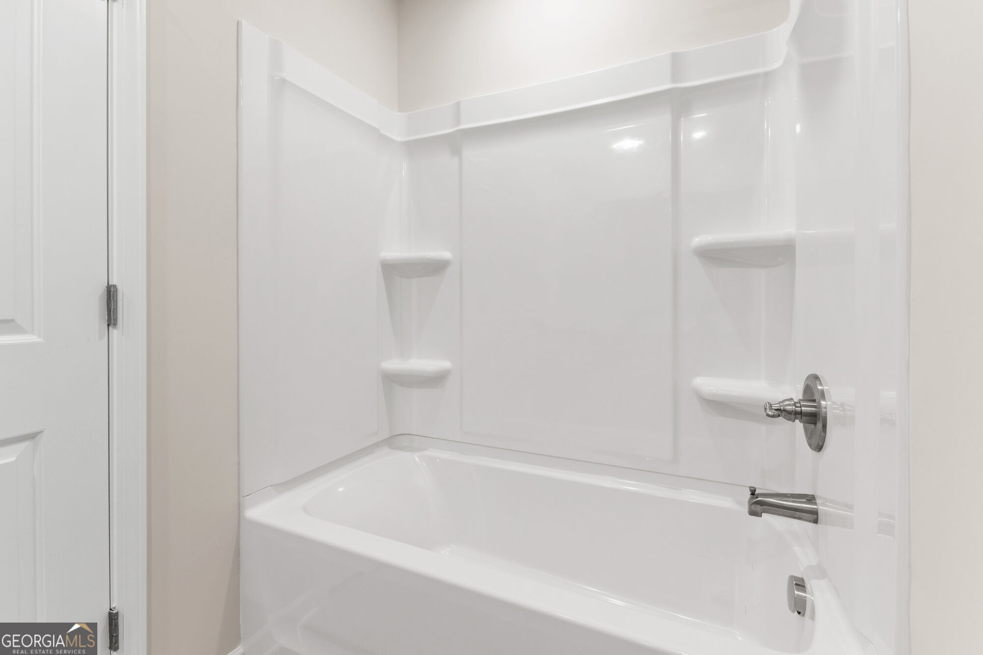 1219 Dickens Road Property Photo 7