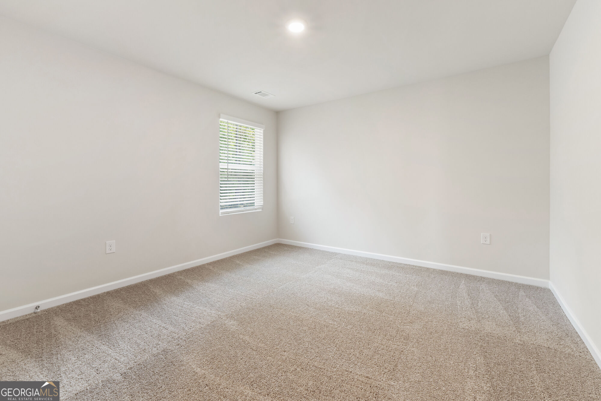 1219 Dickens Road Property Photo 9