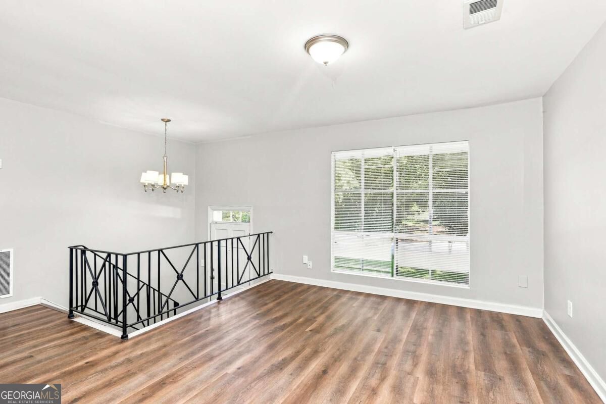 221 Whipporwill Way Property Photo 8