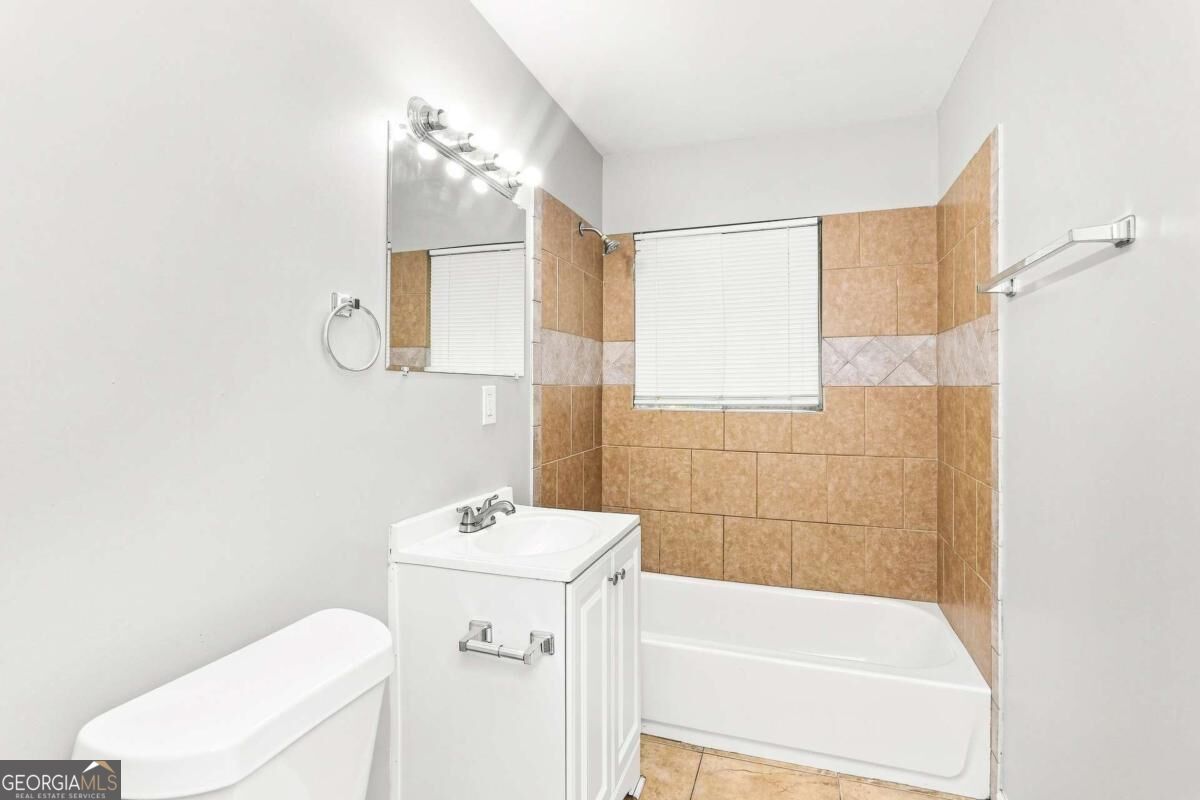 221 Whipporwill Way Property Photo 14