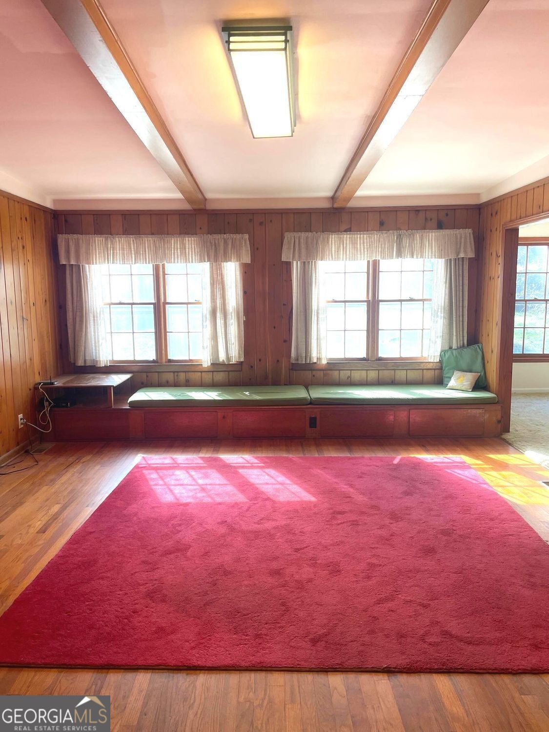 379 West Avenue Property Photo 35