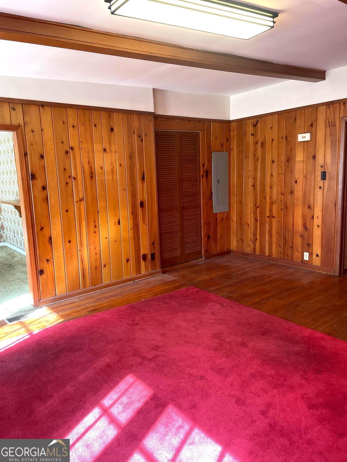 379 West Avenue Property Photo 38
