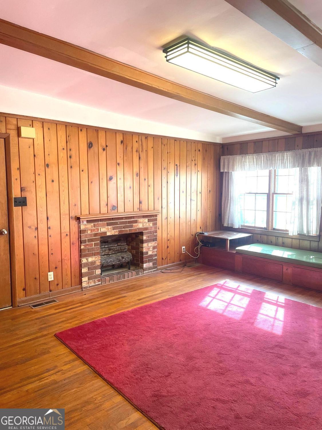 379 West Avenue Property Photo 40