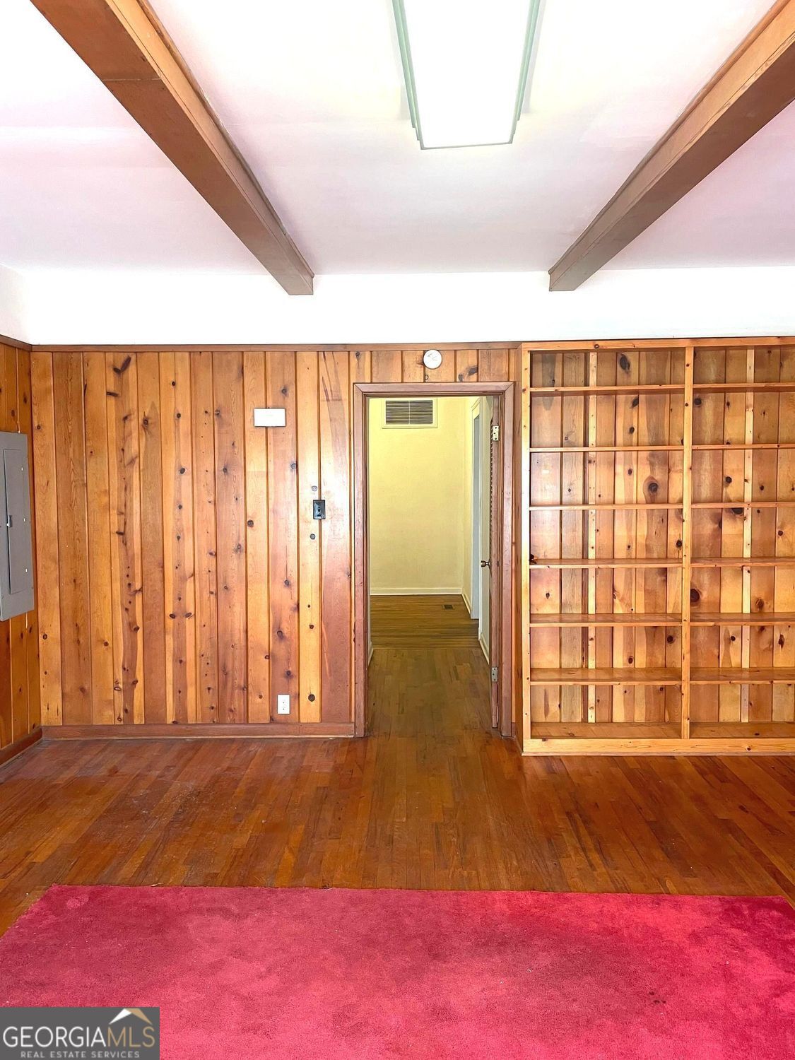 379 West Avenue Property Photo 41