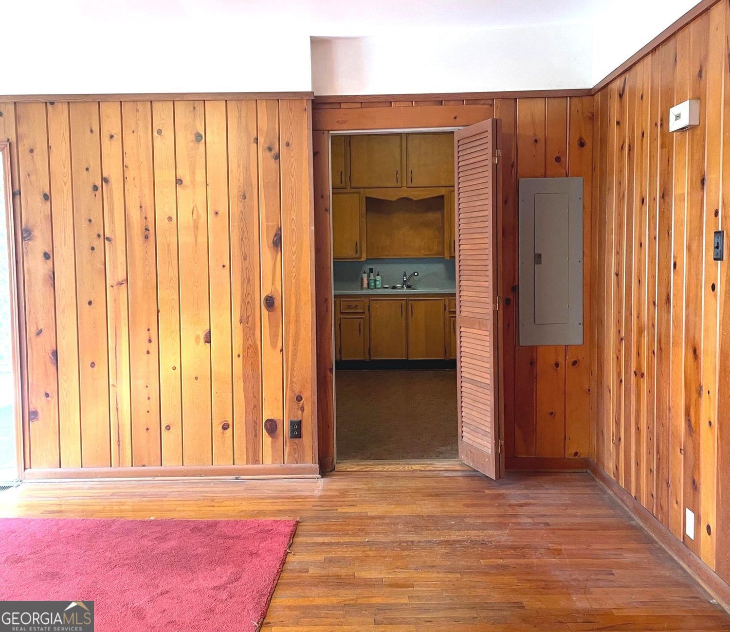 379 West Avenue Property Photo 46