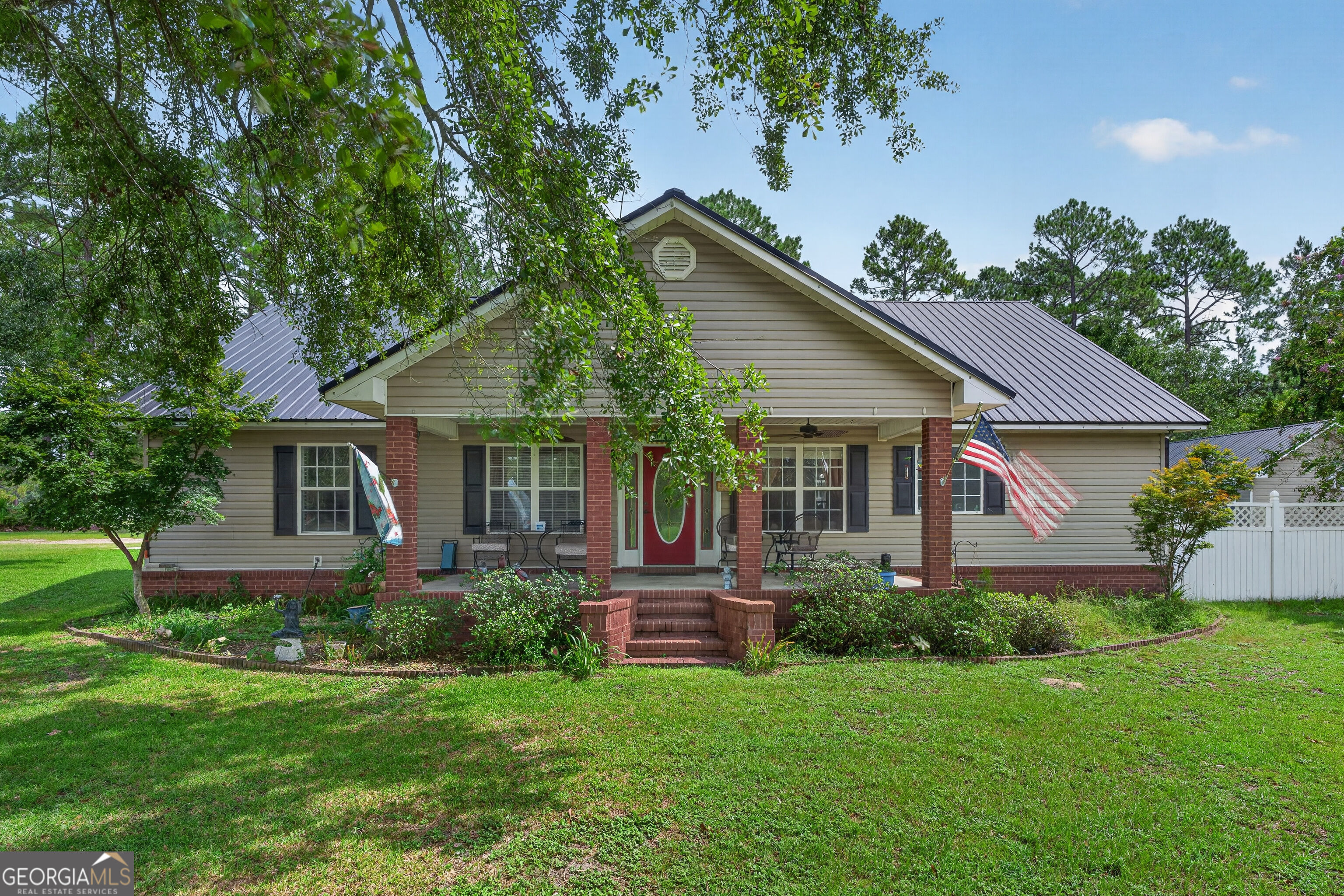 13182 Highway 121 Property Photo 1