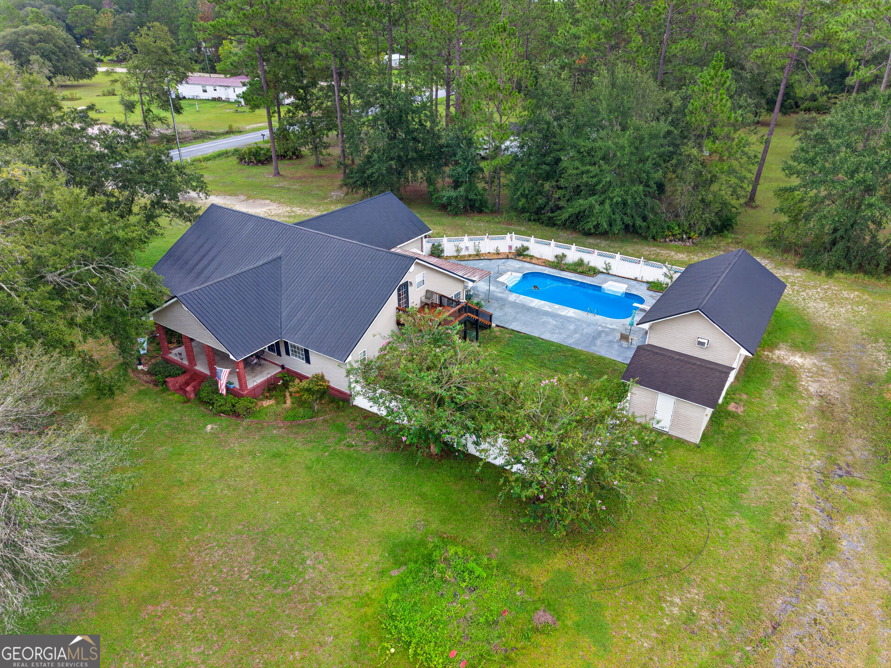 13182 Highway 121