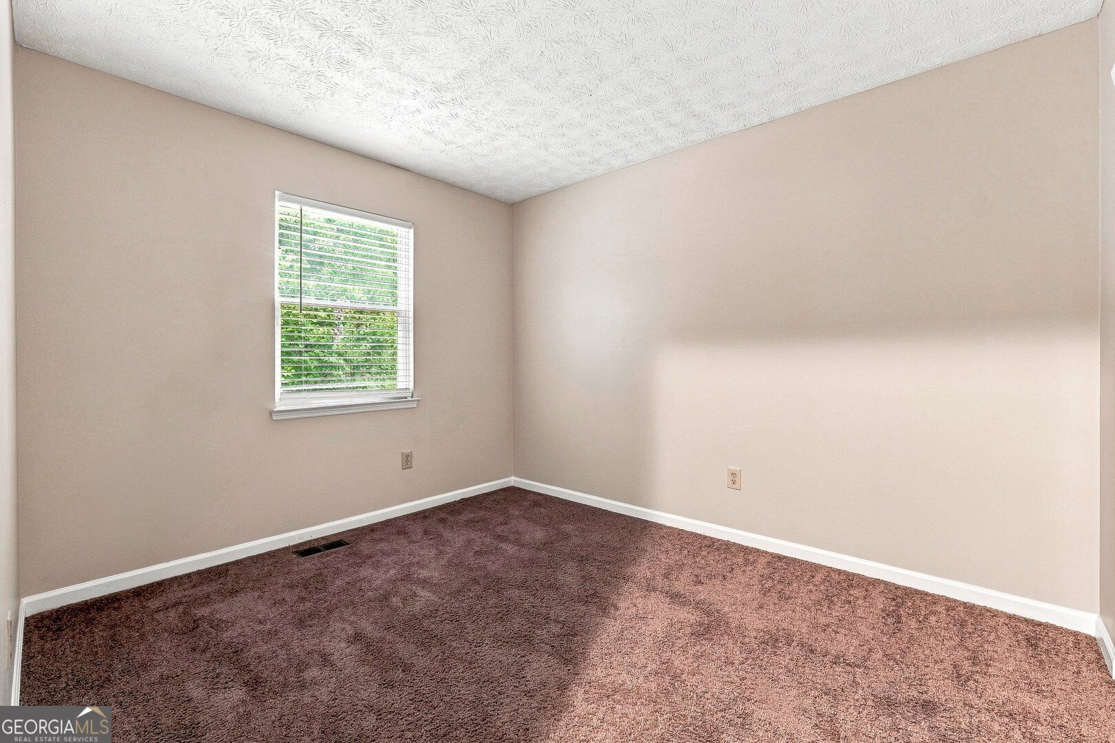 10450 Summer Creek Drive Property Photo 10