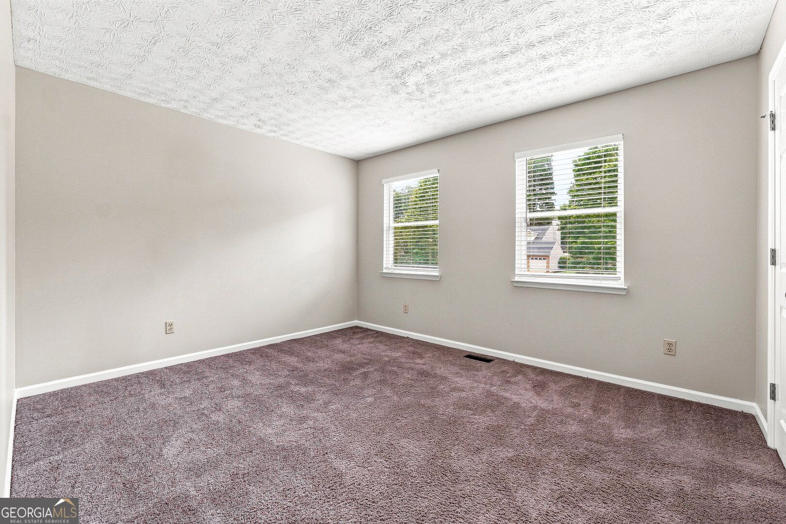 10450 Summer Creek Drive Property Photo 11